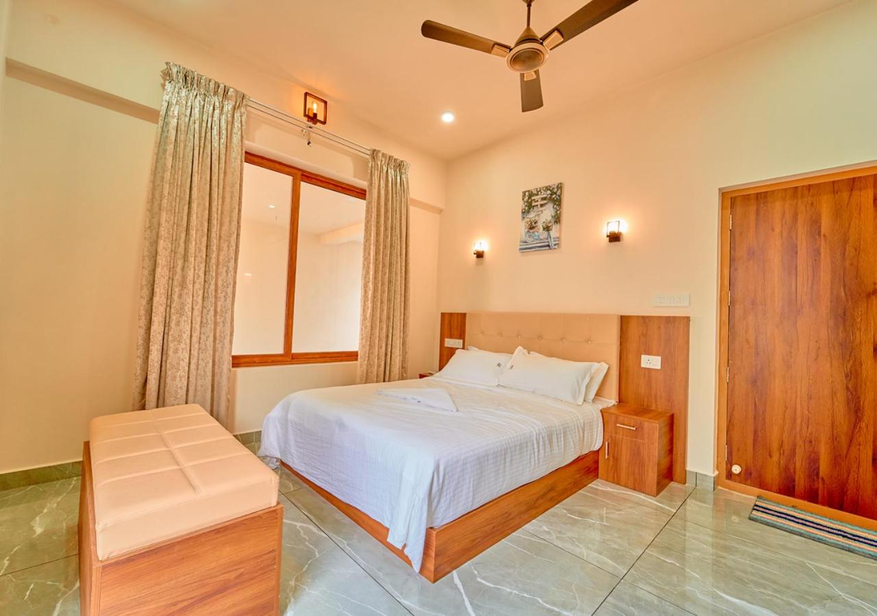 Glen Castle Vagamon Pool Resort by VOYE HOMES