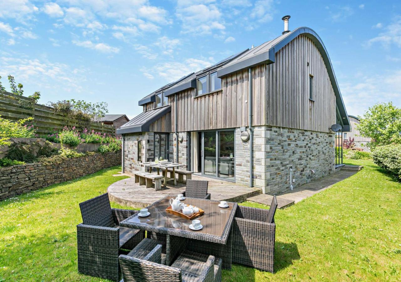 3 Bed in Trevone oc-c29020