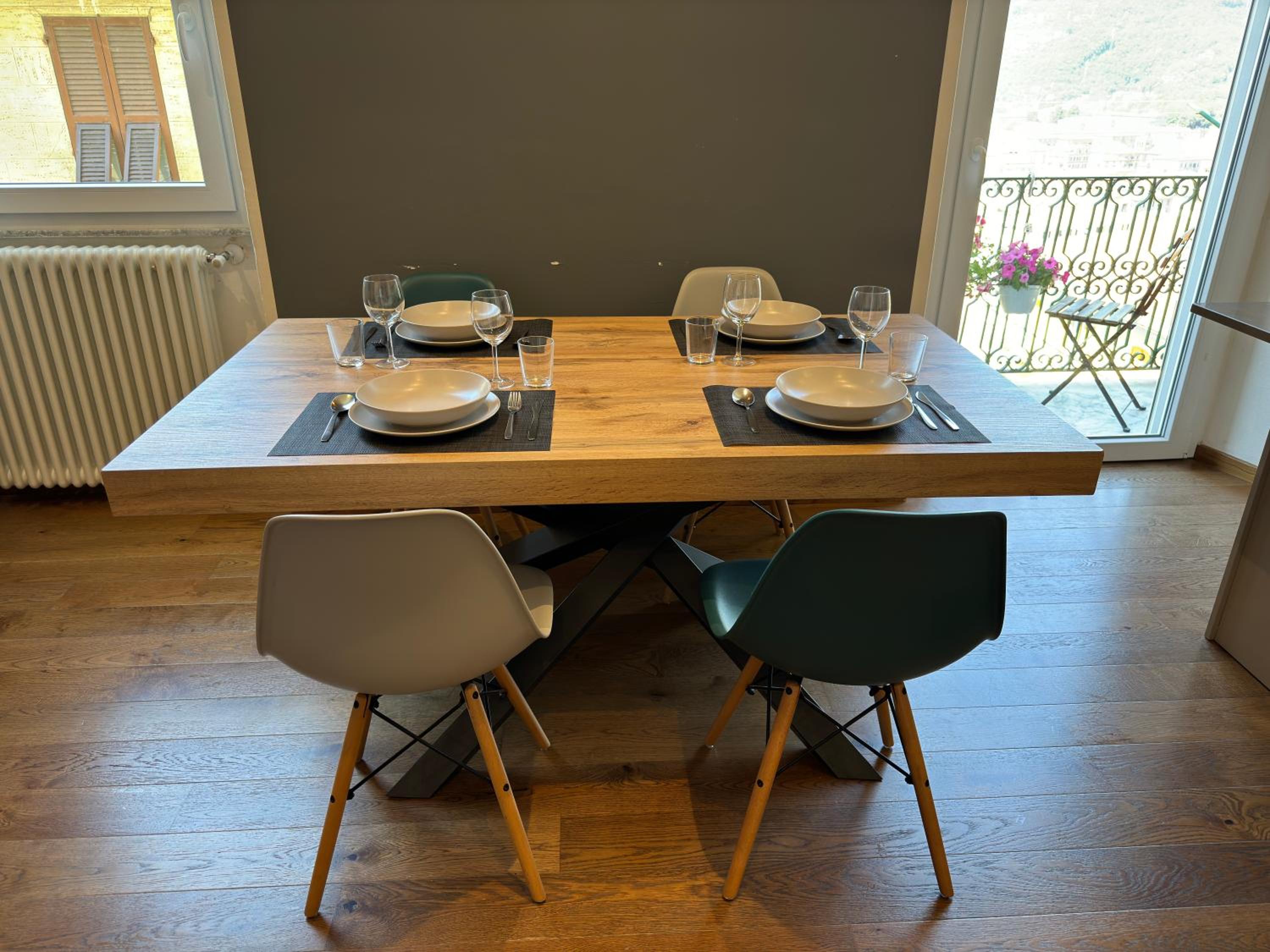dining
