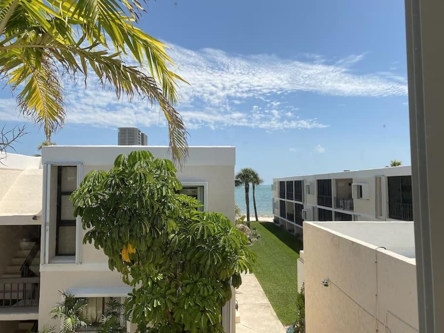 Garden Oasis with Ocean Views, Pool & Beach #27 view 3