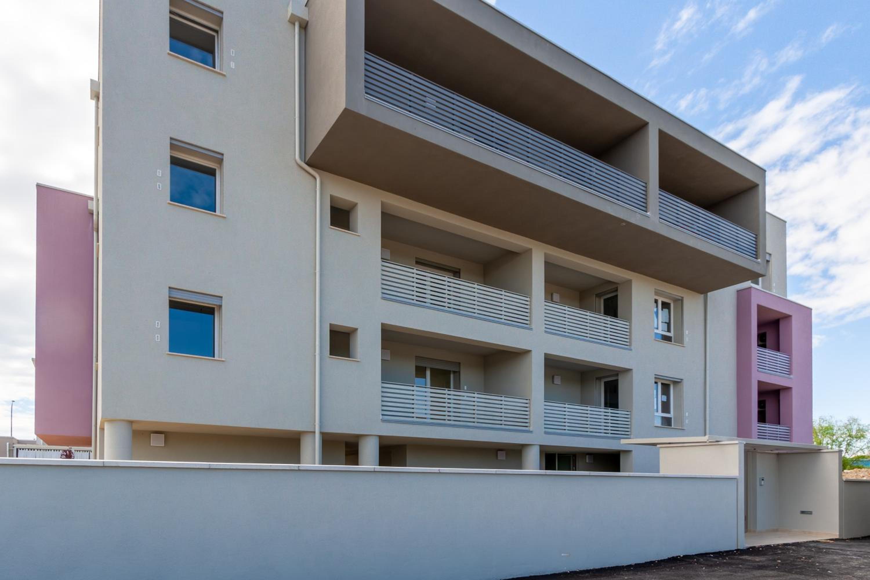 LTApartments 8 - Bilocale con balcone e parcheggio privato a 900m dalla Torre view 3