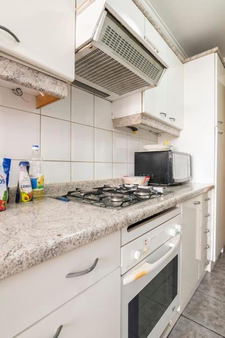 Maravillosas Habitaciones Boutique, Las Condes, Subway Manquehue, Full TV WI-FI 800