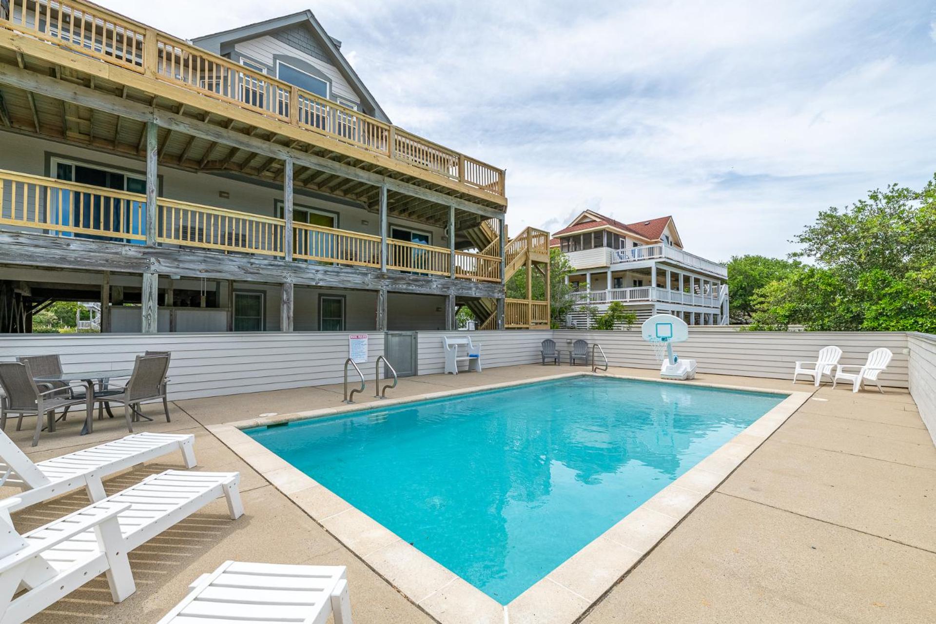 Rookery - Corolla, Whalehead, 395 Yds to Beach, Ocean View, Pool, Hot Tub, Pets OK, Flex Stays
