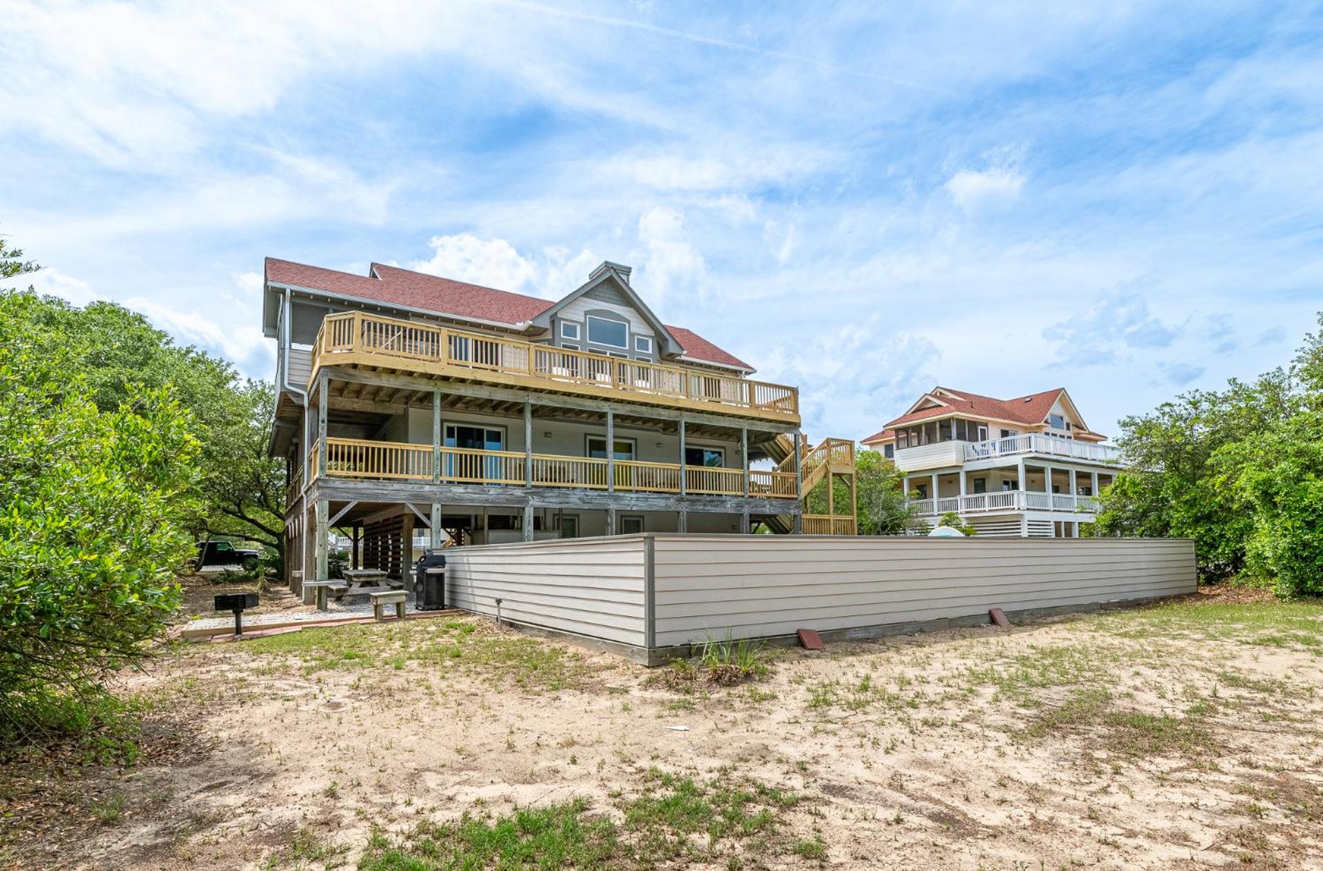 Rookery - Corolla, Whalehead, 395 Yds to Beach, Ocean View, Pool, Hot Tub, Pets OK, Flex Stays