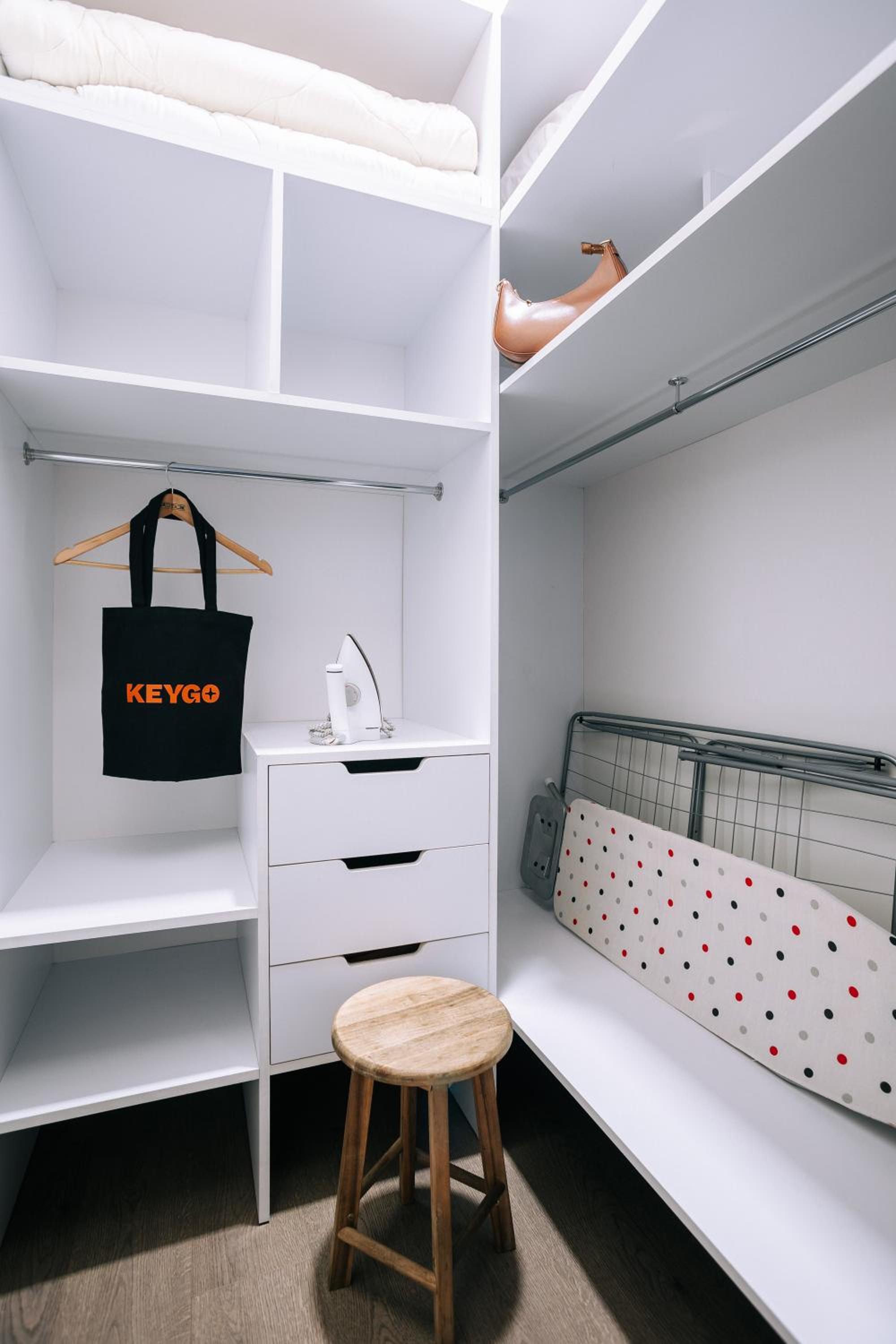 Apartment KeyGo#0043 offers comfort and coziness in the city