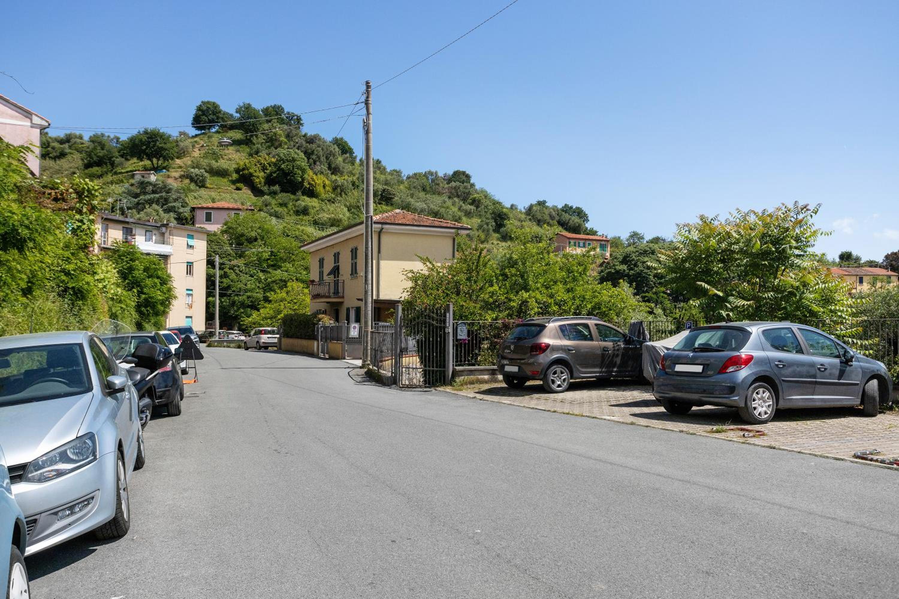 Da Ercolino en Pitelli — parking