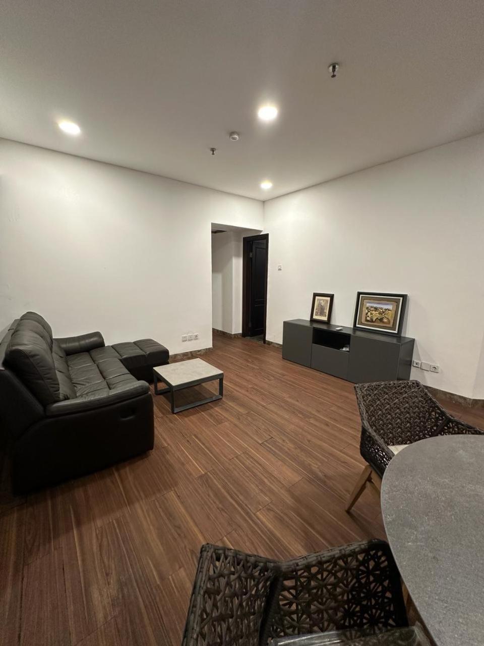 Gin Residence