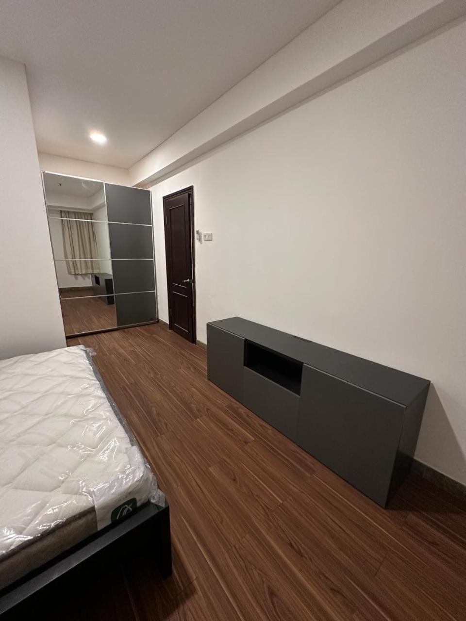 Gin Residence