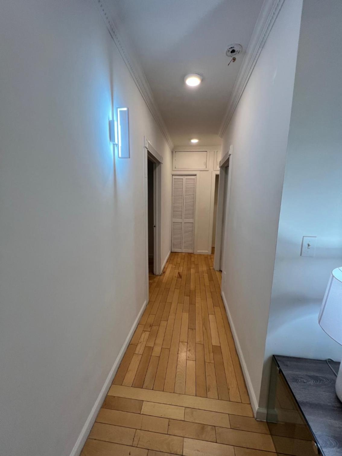 Modern Apartment By Central Park - 3 BR