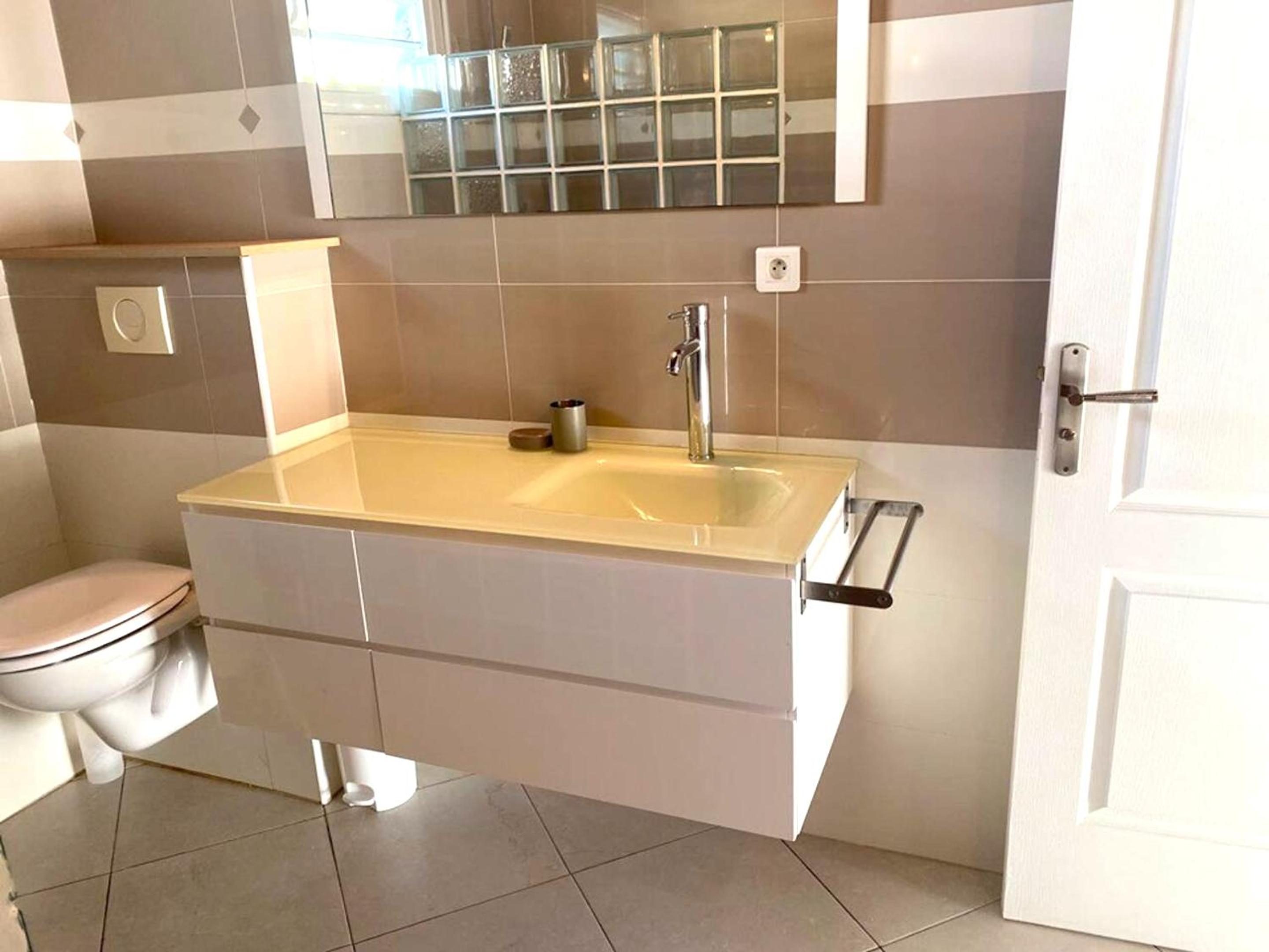 Appartement spacieux au Gosier avec terrasse & barbecue