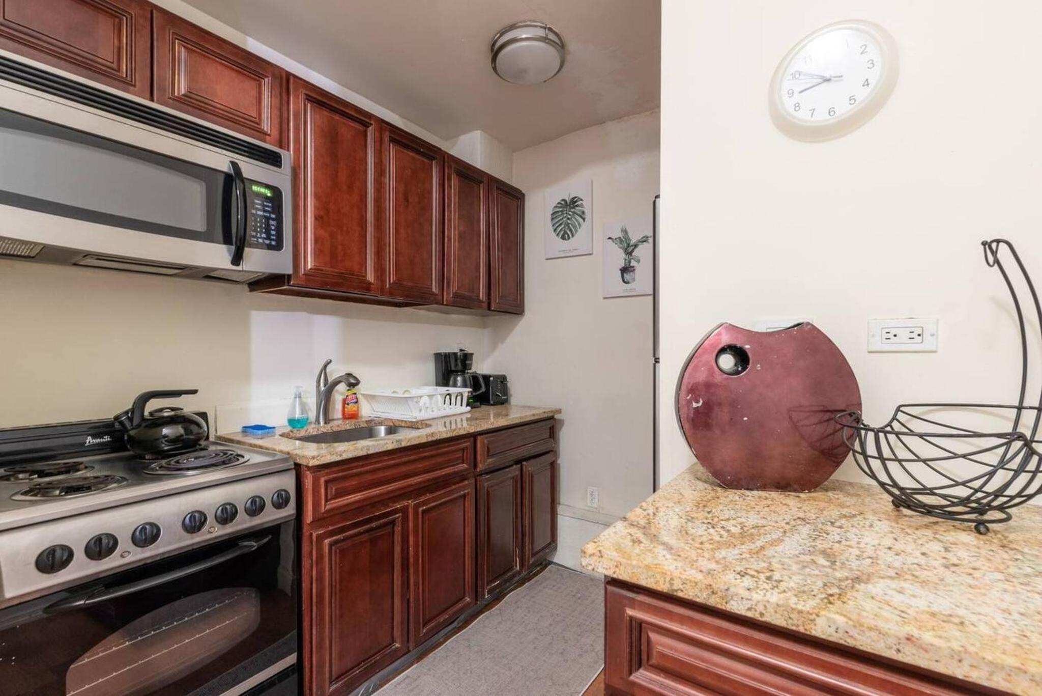 Heart Of Manhattan Sweet 4br