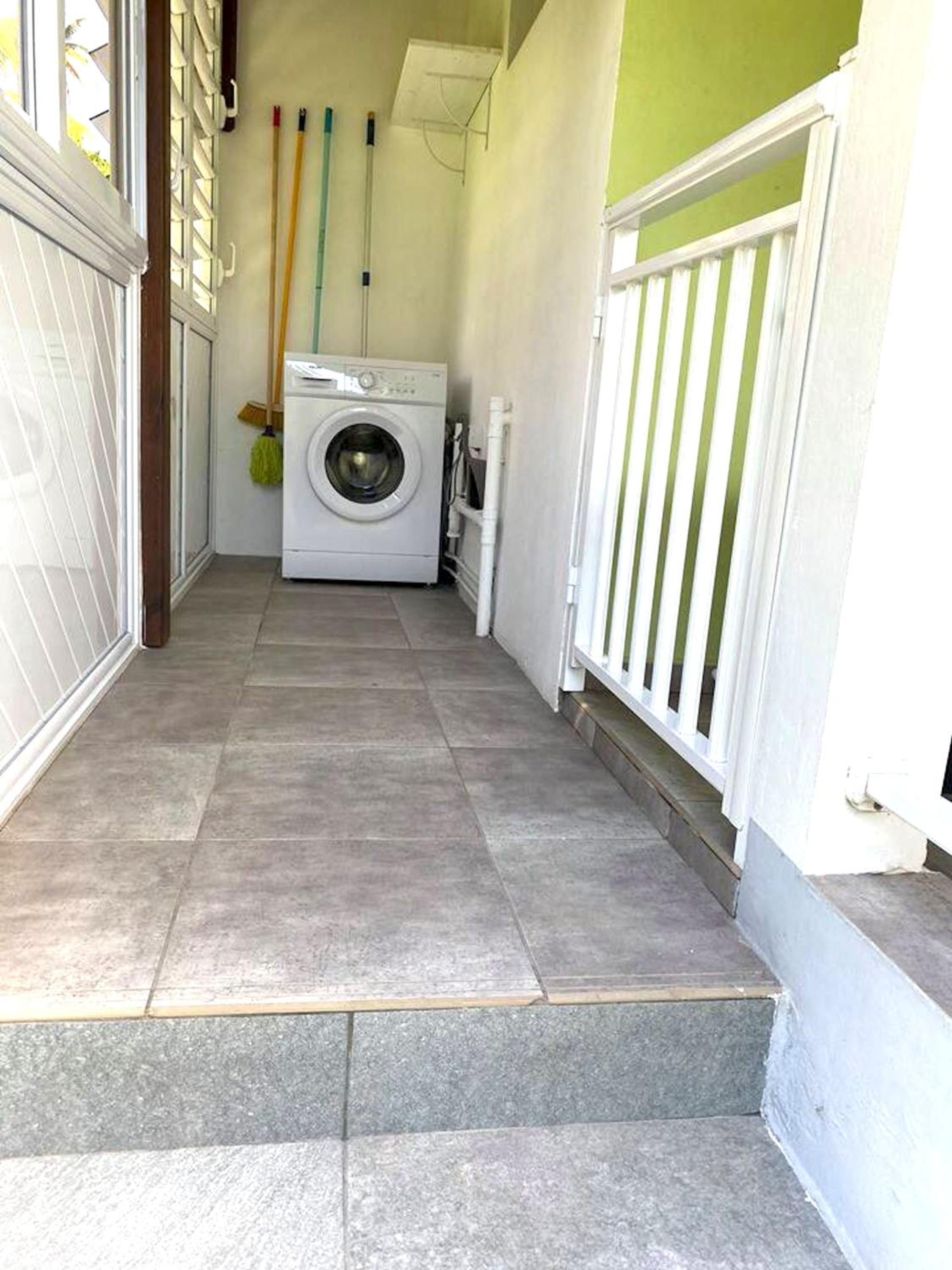 Appartement spacieux au Gosier avec terrasse & barbecue