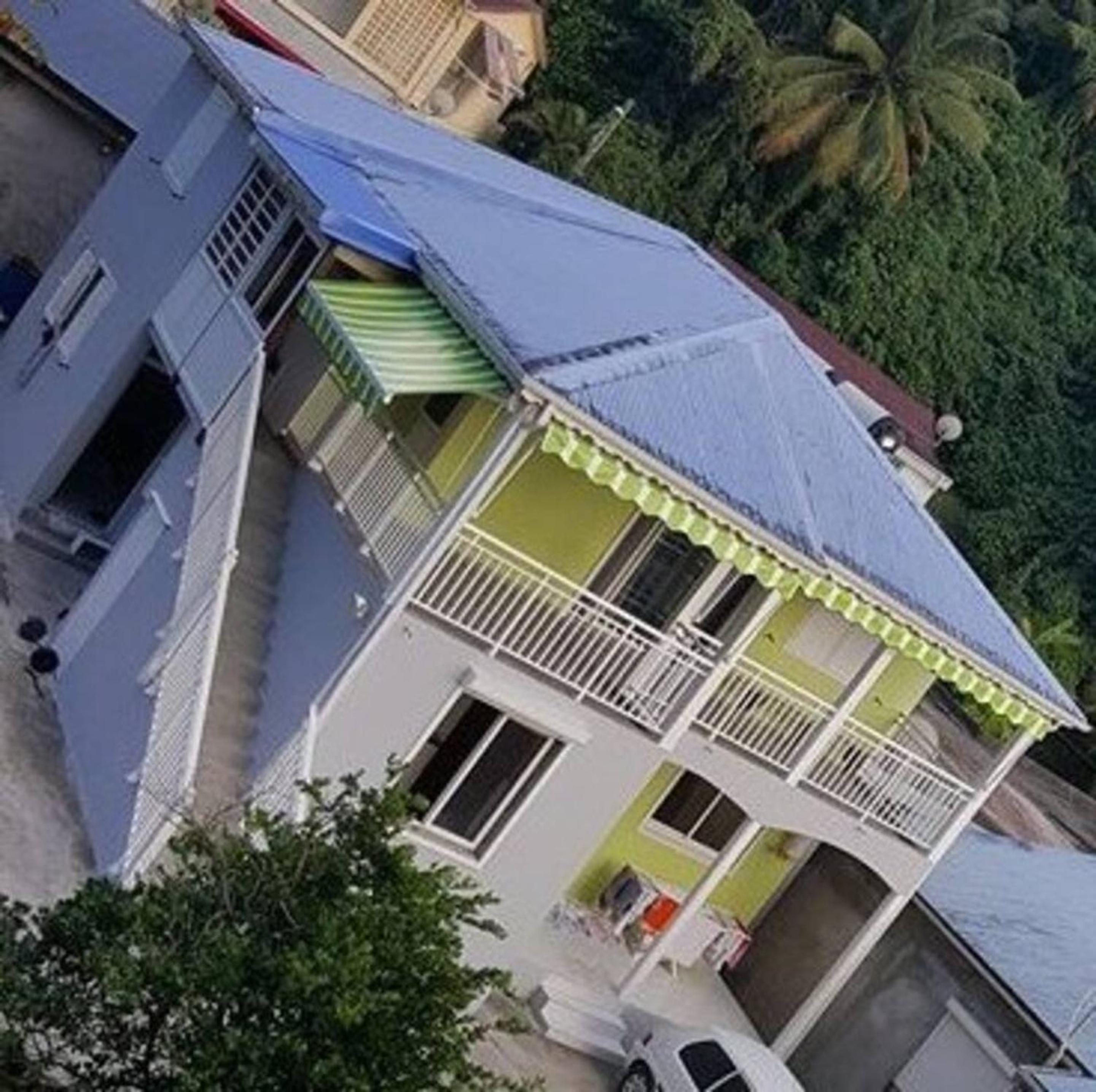 Appartement spacieux au Gosier avec terrasse & barbecue