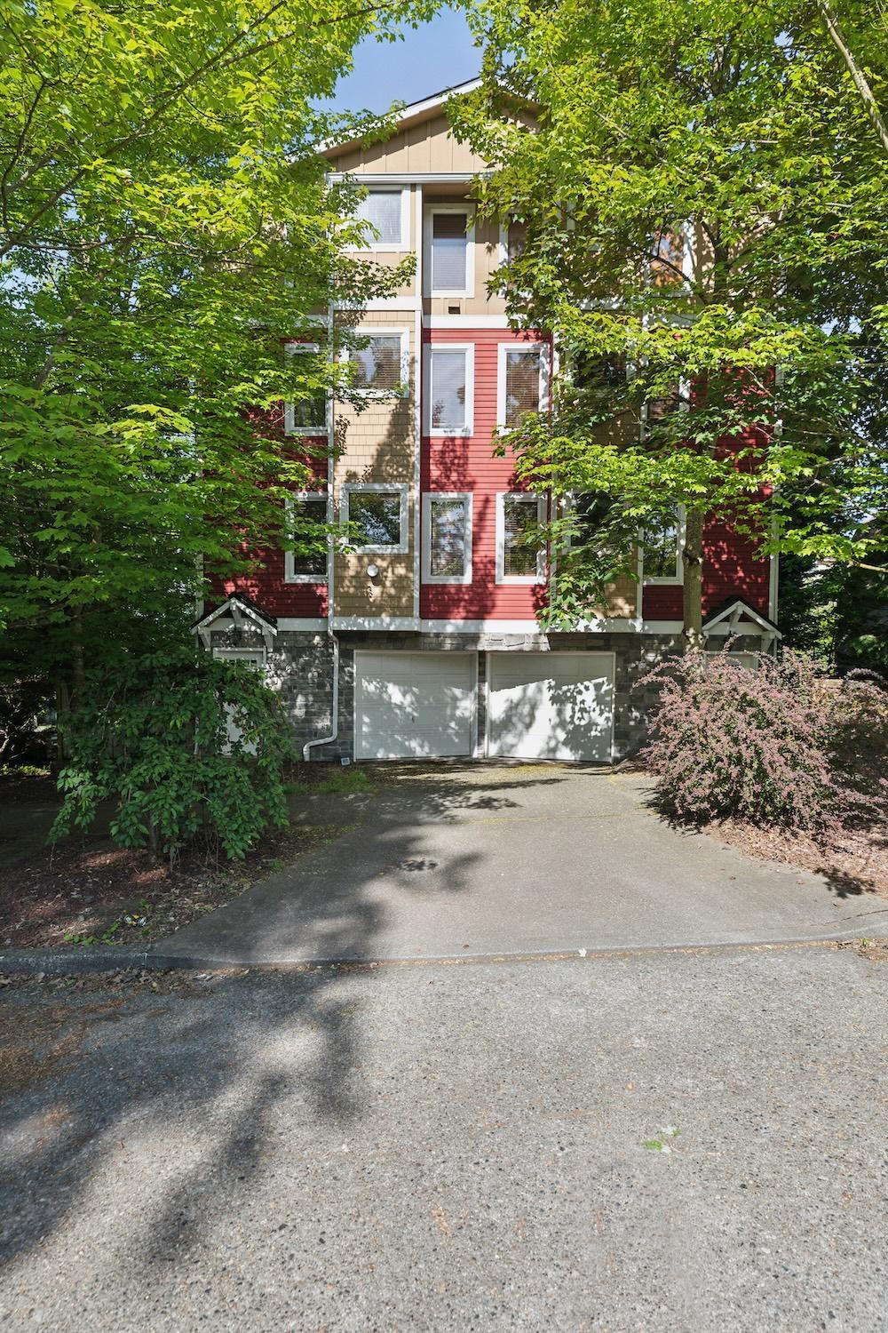 Charming 2BR Townhouse near Green Lake