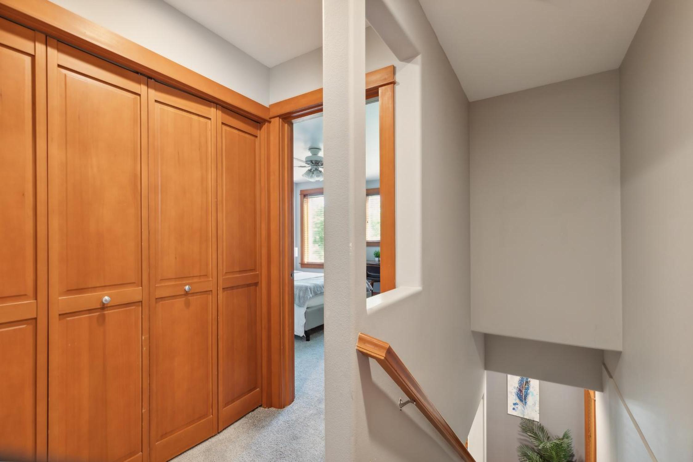Charming 2BR Townhouse near Green Lake