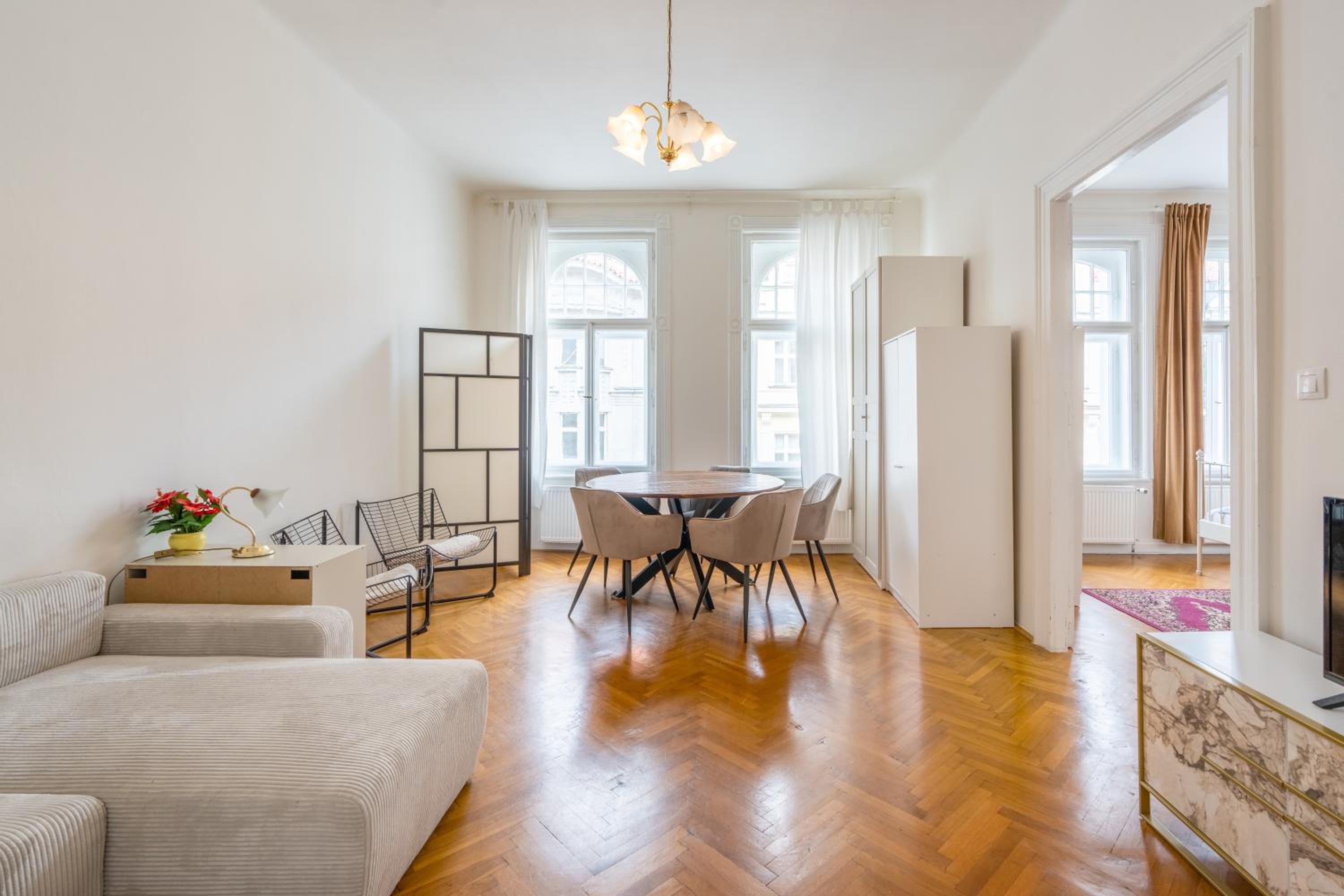 Apartments Vezenska