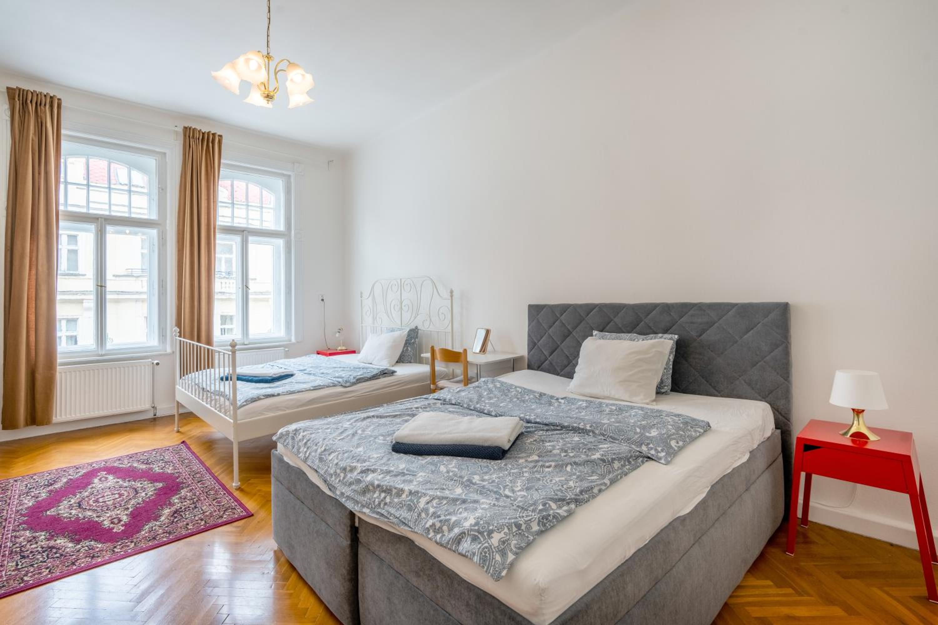 Apartments Vezenska