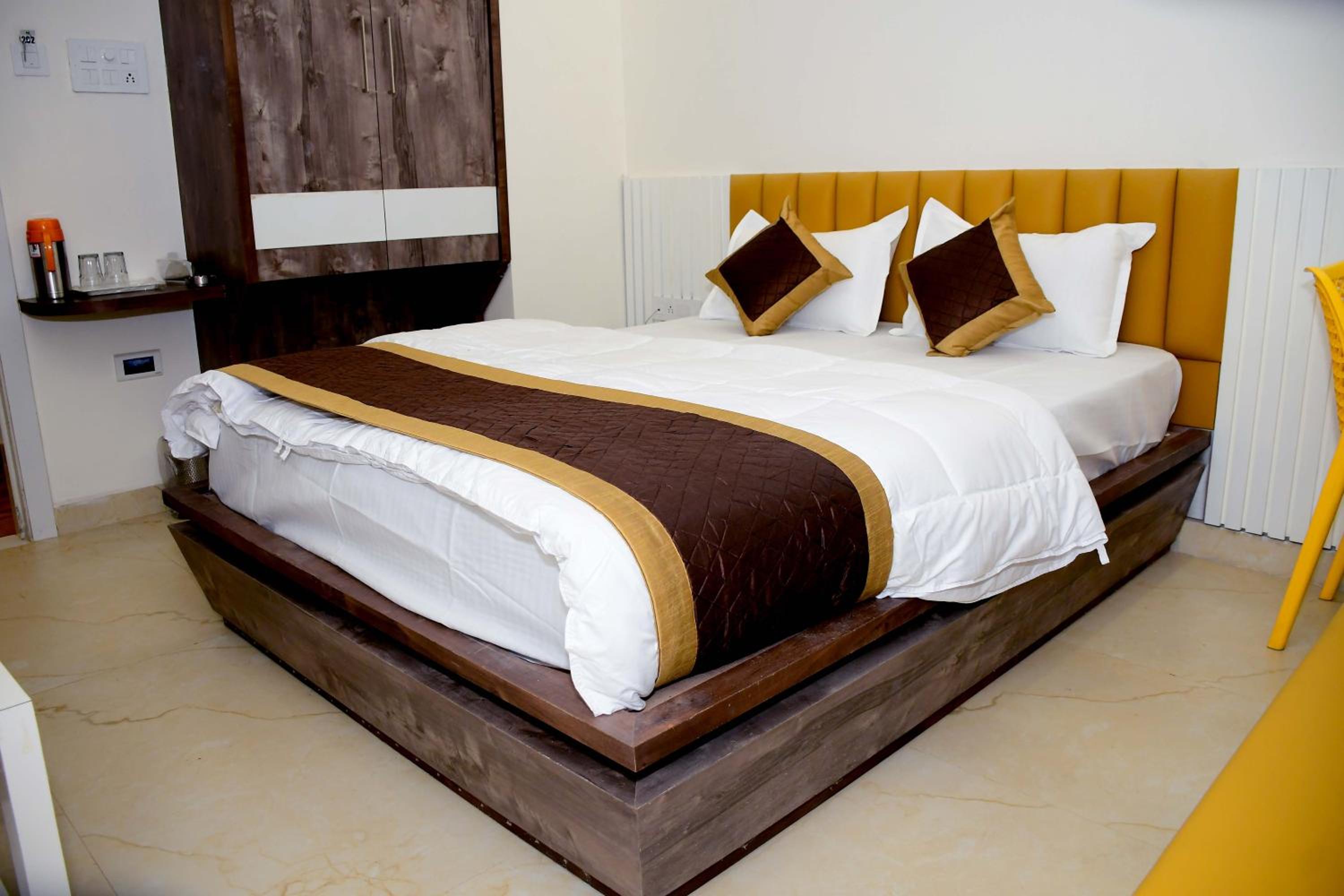 Hotel Rajeshwar