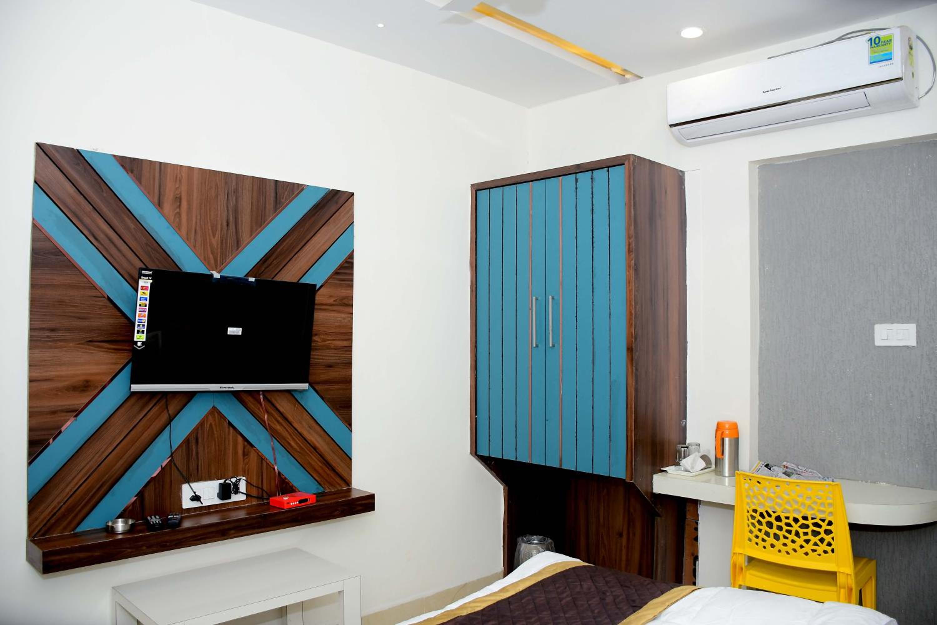 Hotel Rajeshwar