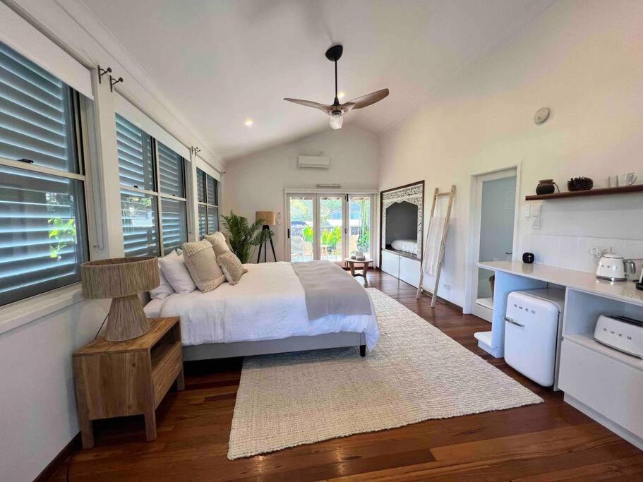Bamboo Beach House & Studio
