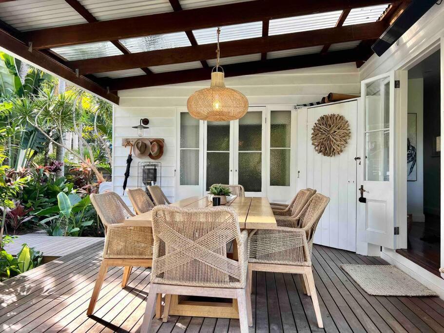 Bamboo Beach House & Studio