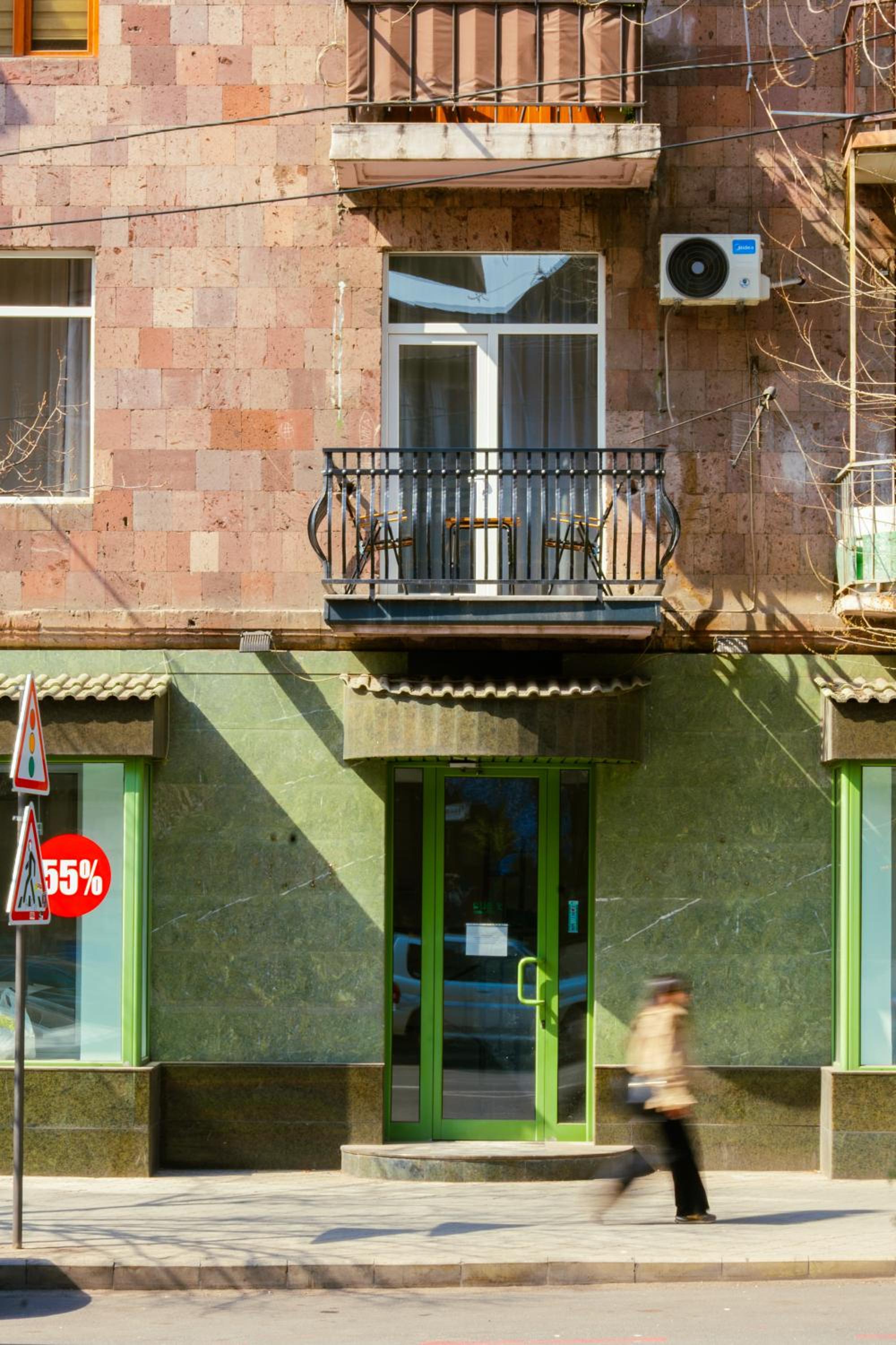 Apartment KeyGo #0049 is the key to the center of Yerevan