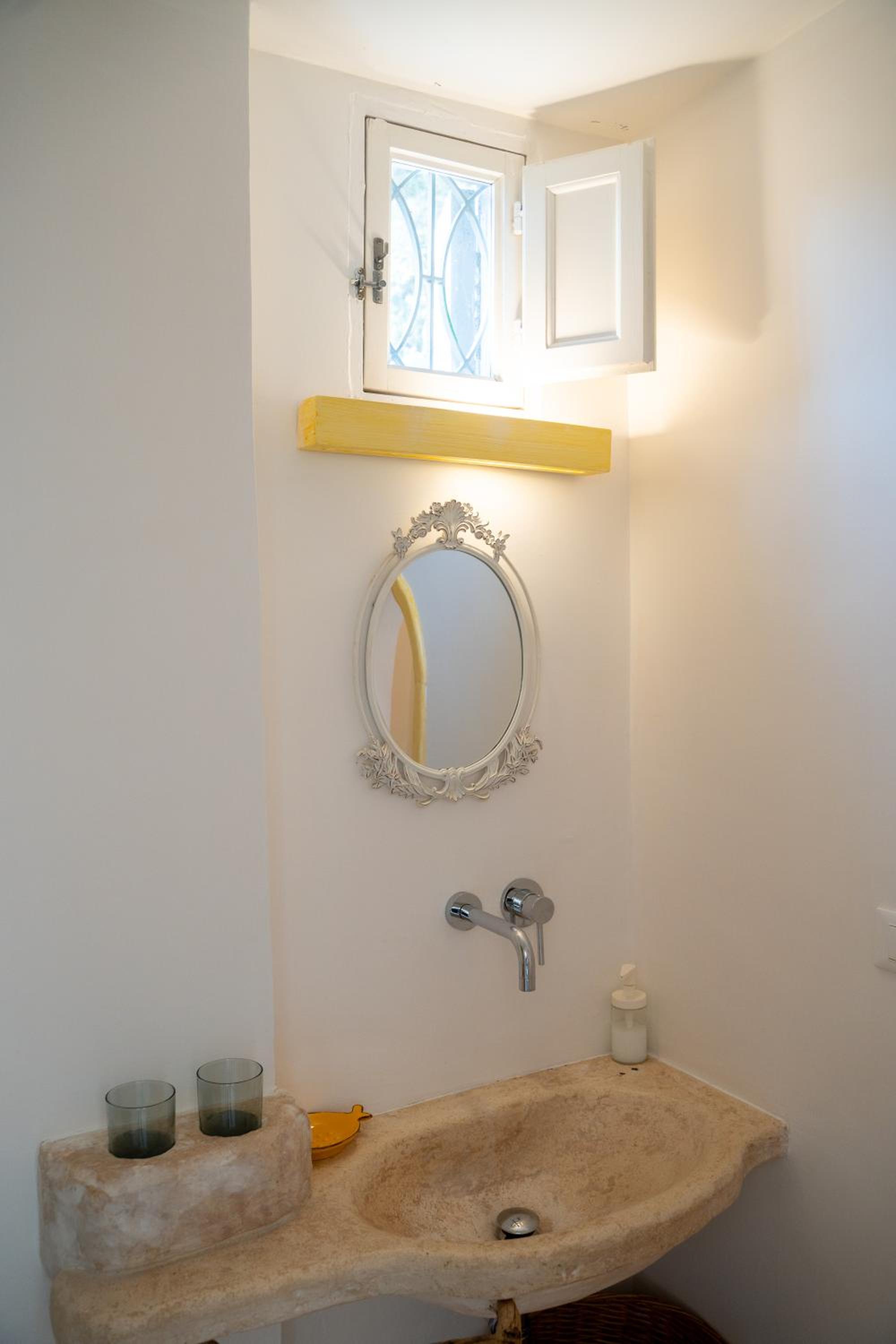 Photo 48