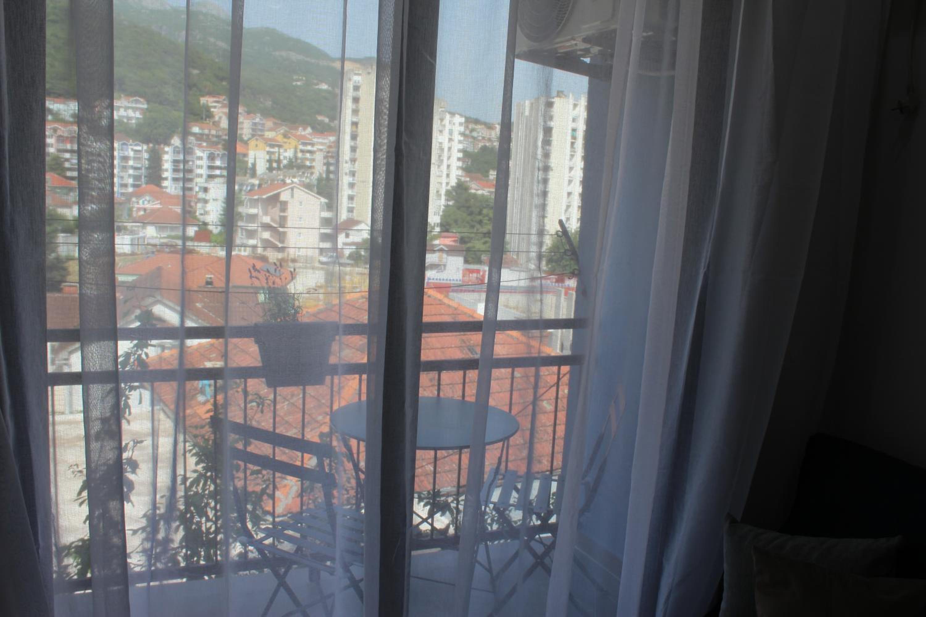 Modern apartments by the sea in the center of Igalo photo 5
