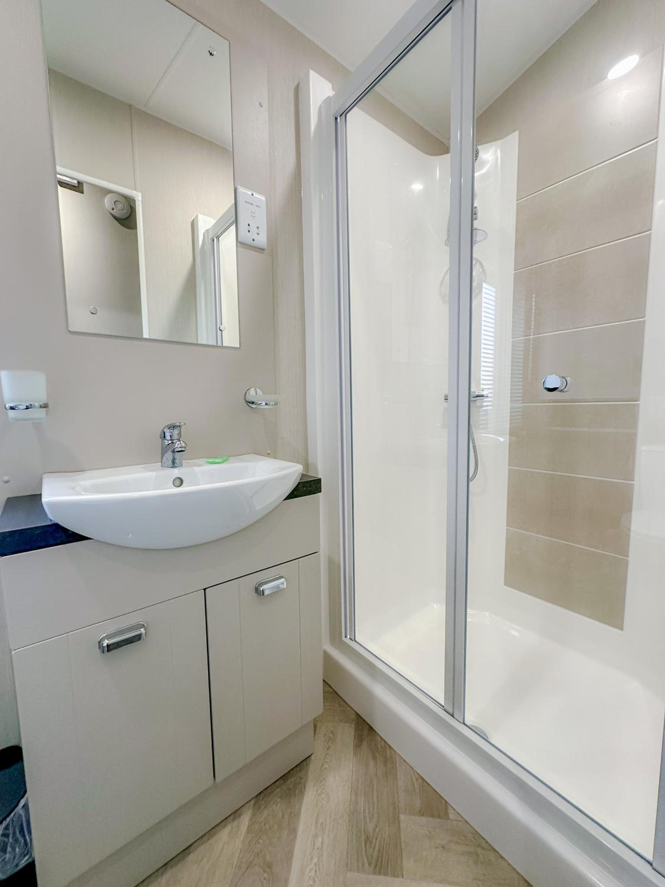 Sheraton Holiday Caravan