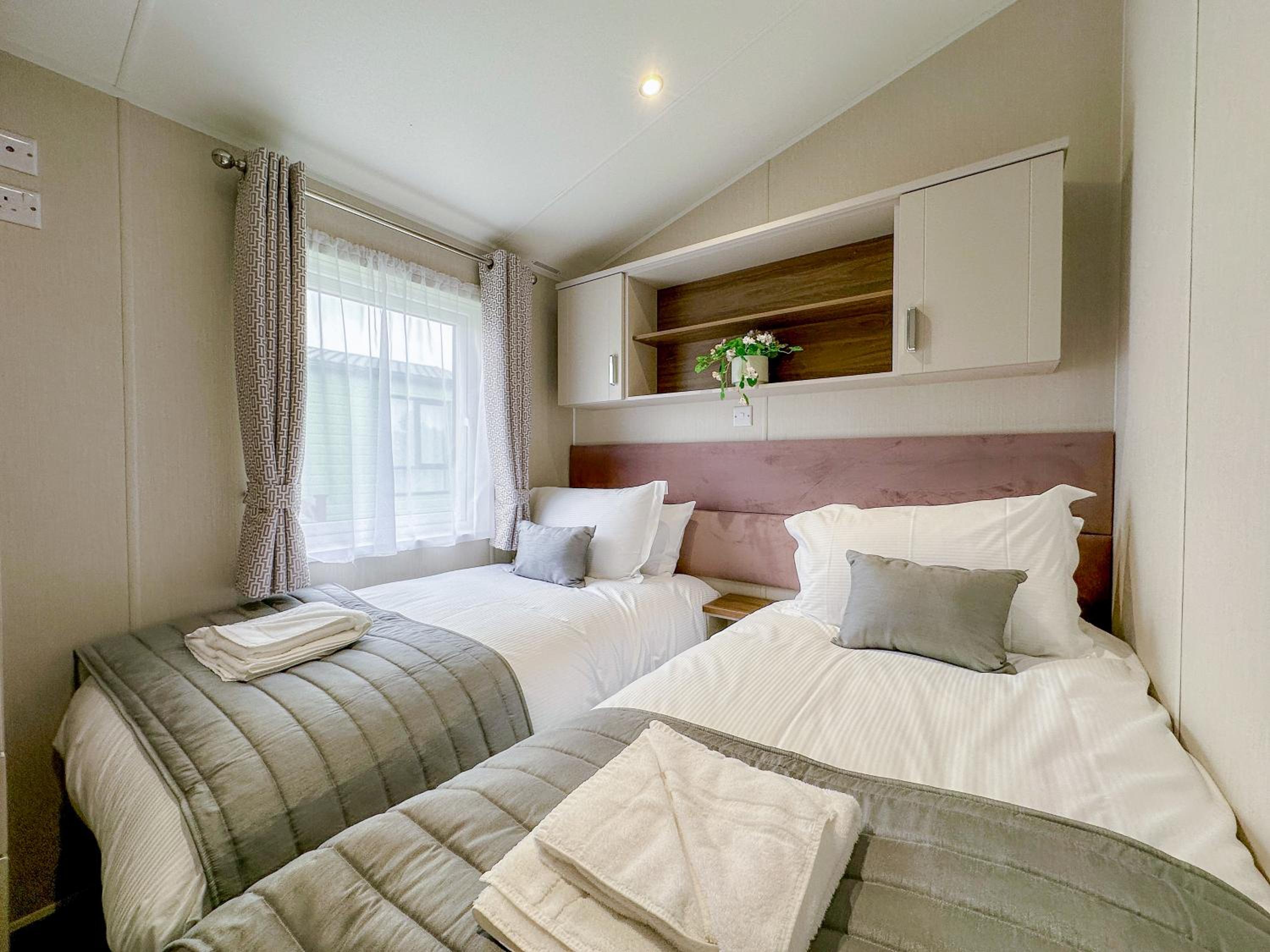 Sheraton Holiday Caravan