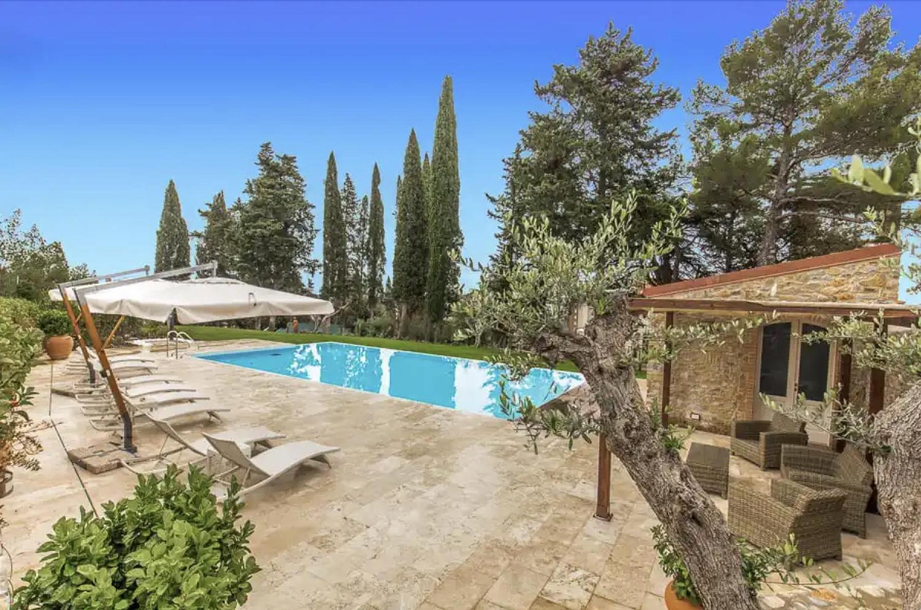 Villa Mussio view 3