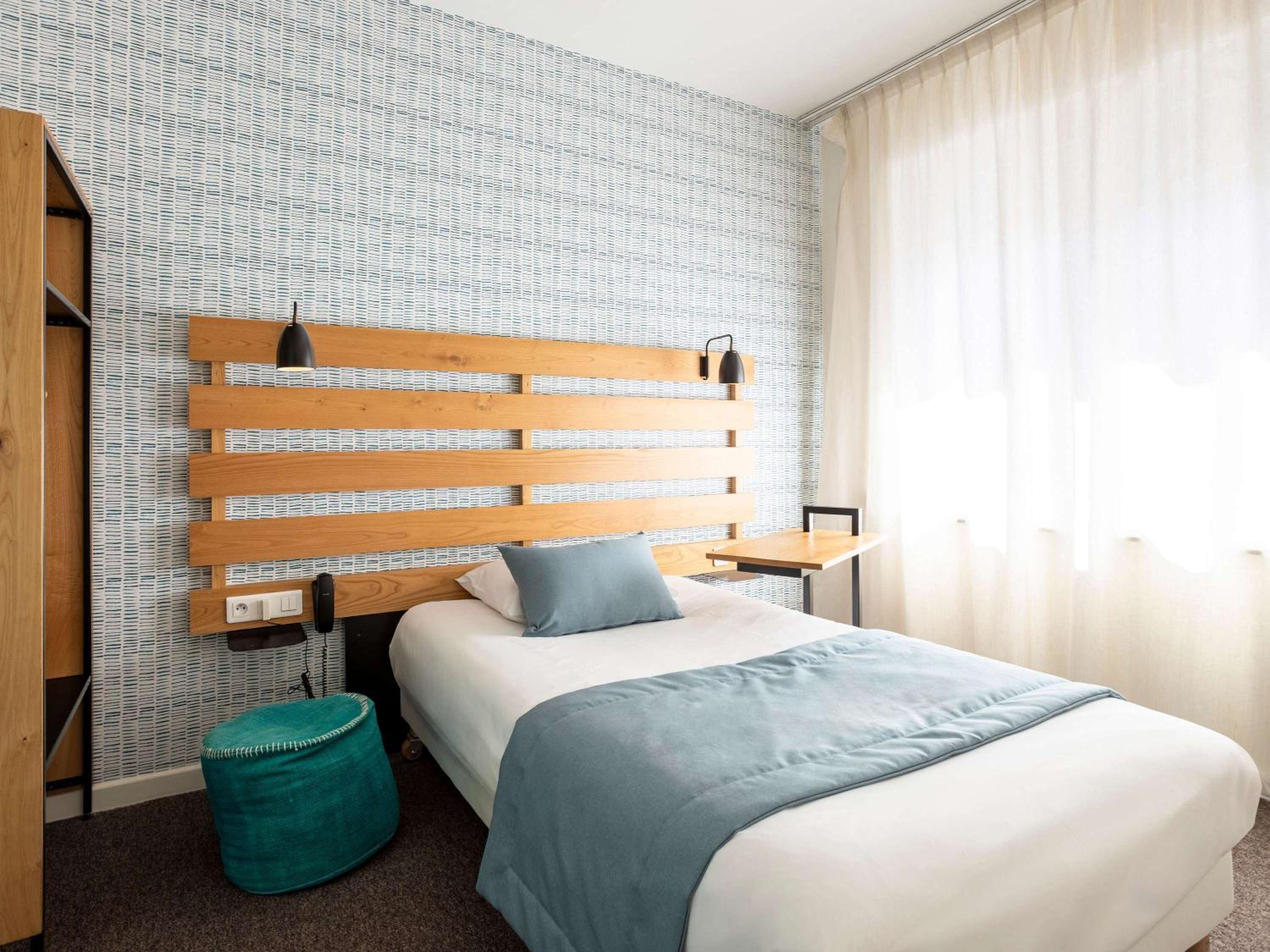 Calais Vacations - ibis Styles Calais Centre - Property Image 3