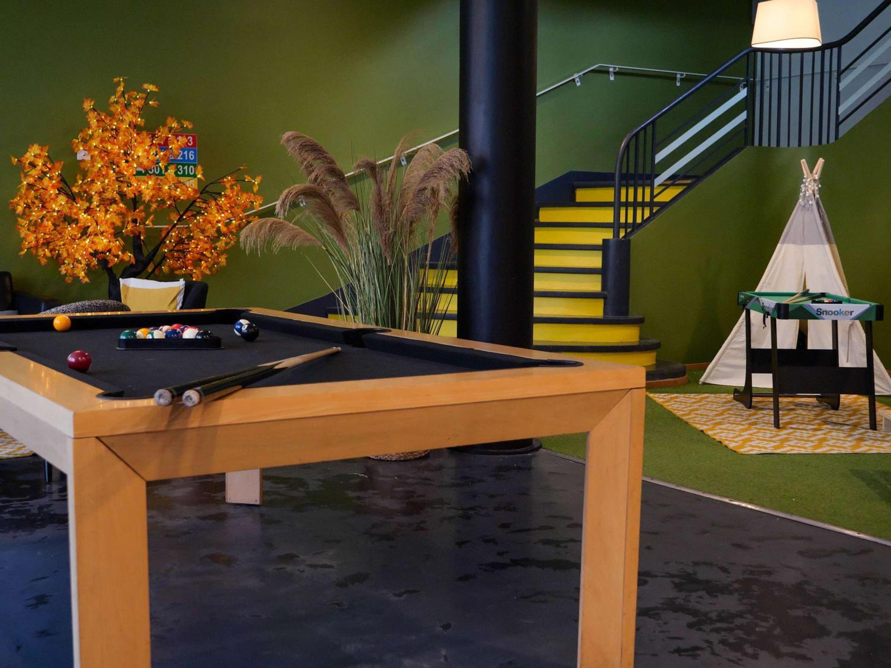 Calais Vacations - ibis Styles Calais Centre - Property Image 6