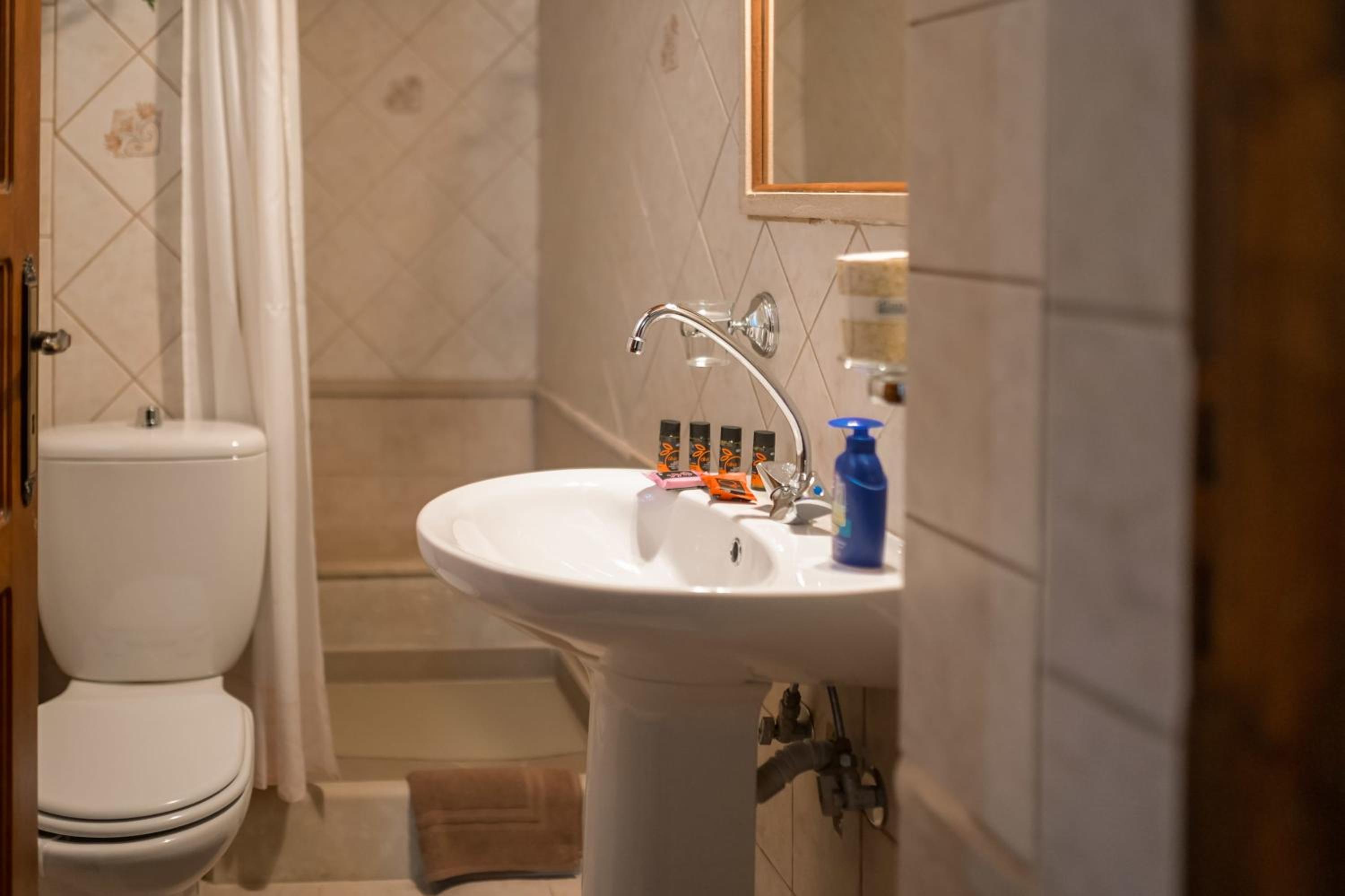 Agapi's Charming Retreat - Rustic Escape By Chania view 5