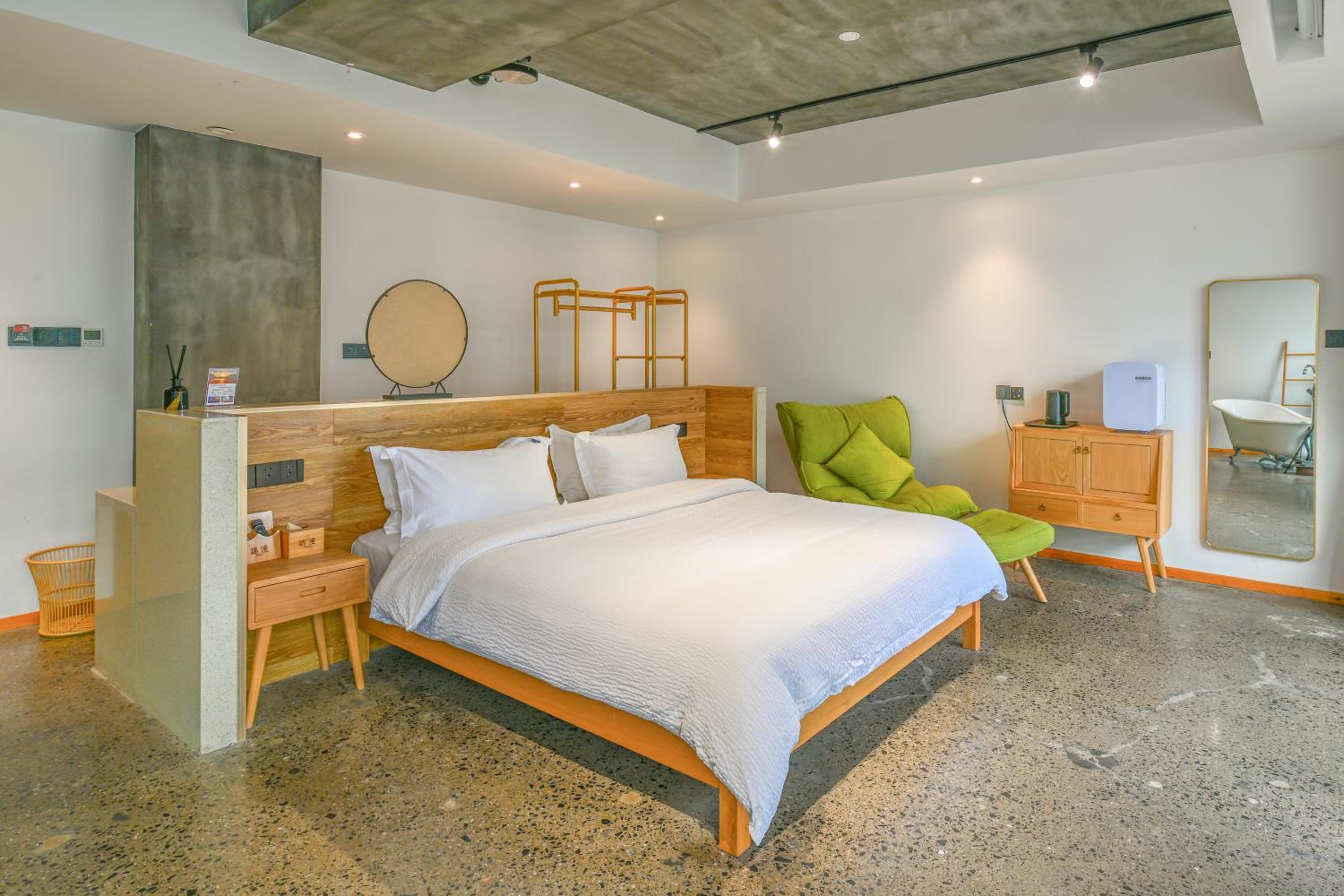 Tianmen Boutiqu Hotel-Free pickup-English services-Near the Tianmen Cableway