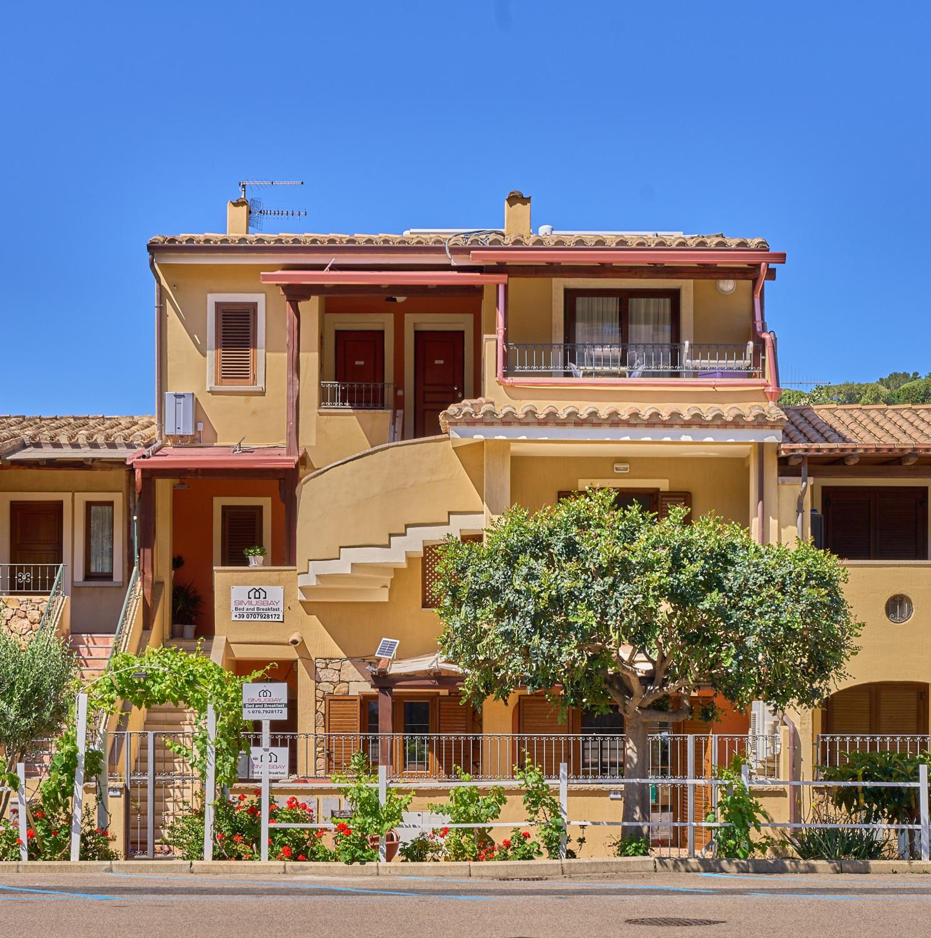 Hotel B&B Simius Bay - Image 1