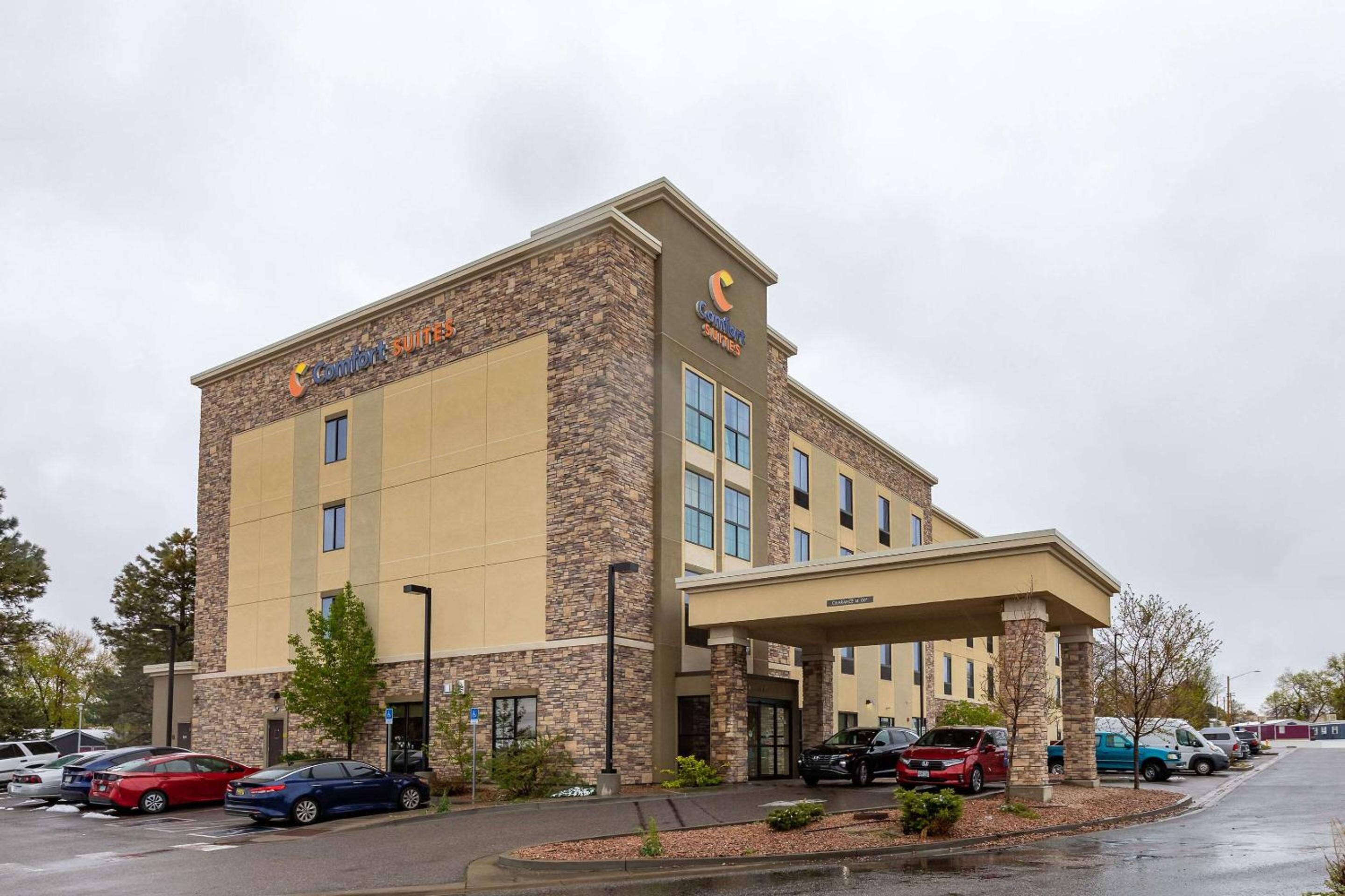 Hotel Comfort Suites Denver near Anschutz Medical Campus