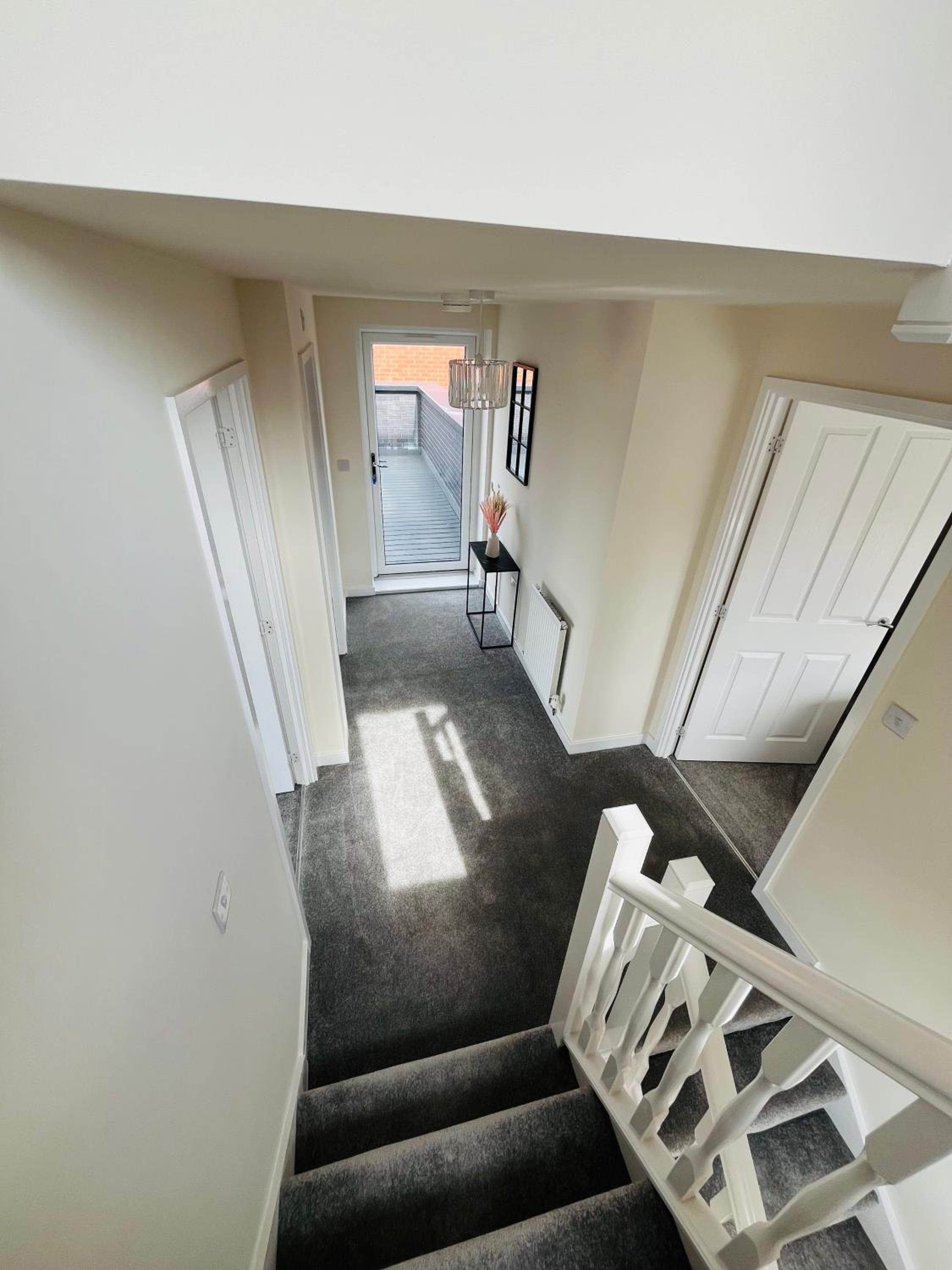 Leicester Vacations - Leicester City 4 Bed home - Property Image 17