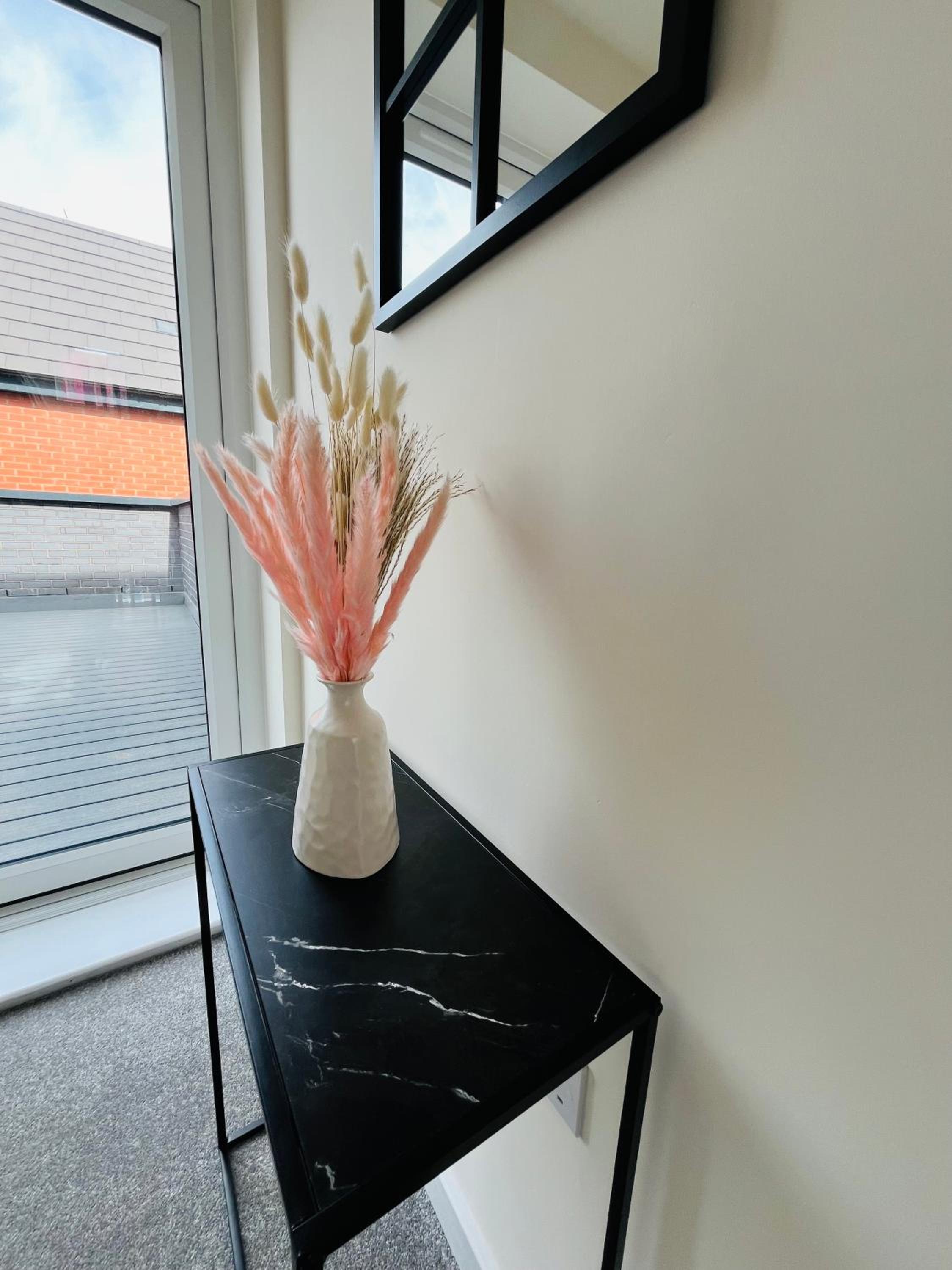 Leicester Vacations - Leicester City 4 Bed home - Property Image 10