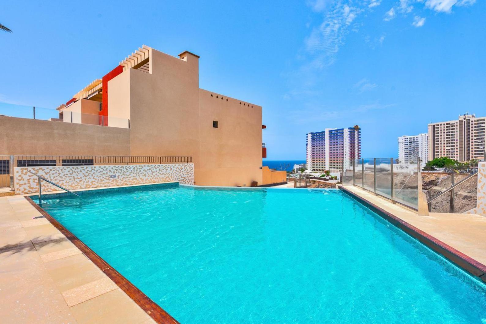 Townhouse Paraiso 2