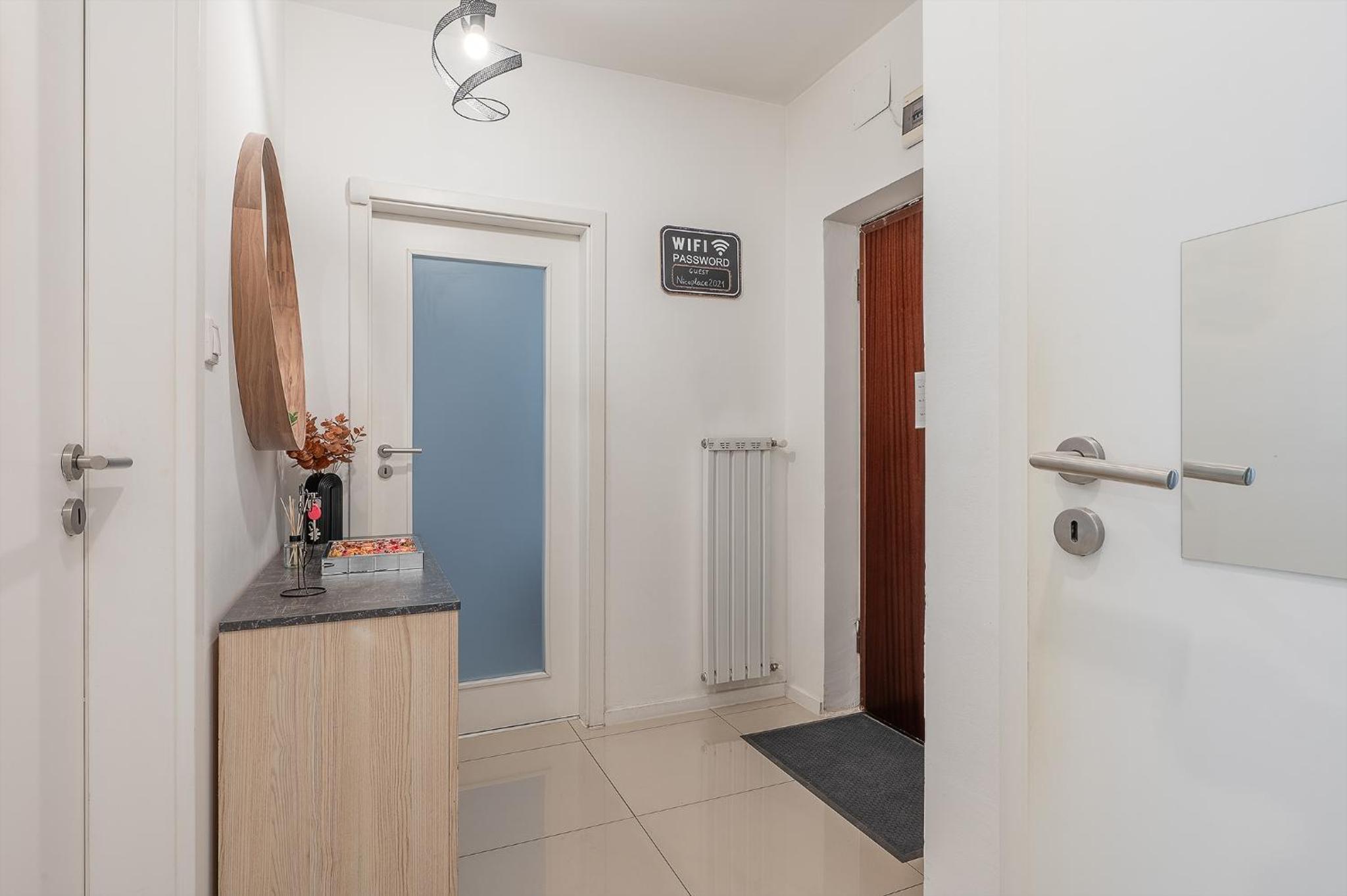 Two-bedrooms apartment CBD BP view 3