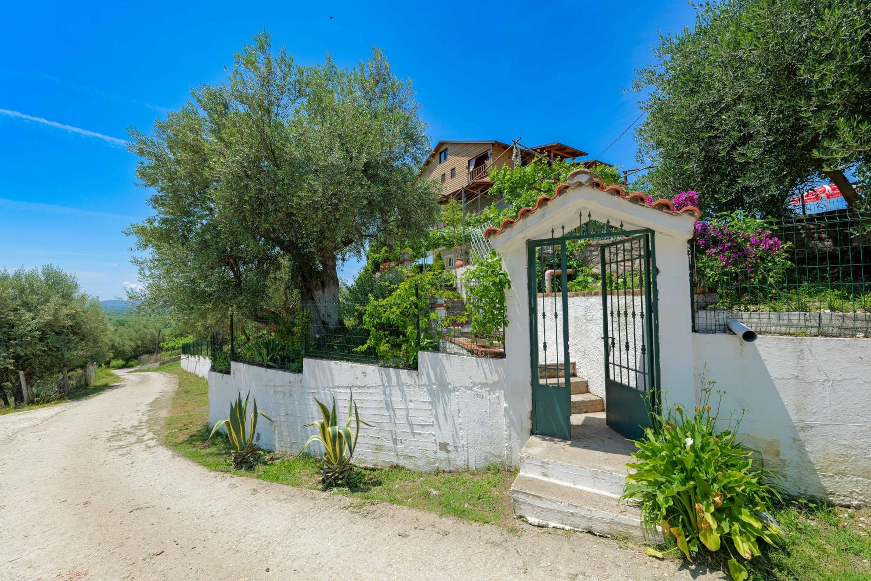 Shena The Farm Boutique