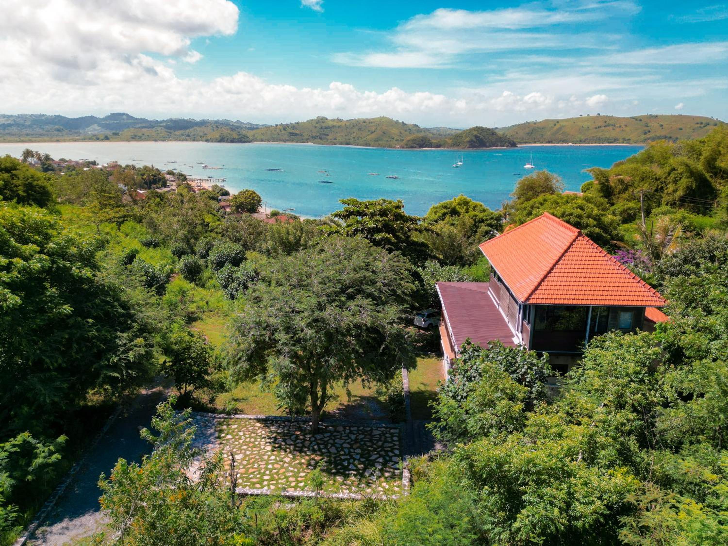 The Watch House - Gerupuk Bay Lombok view 3