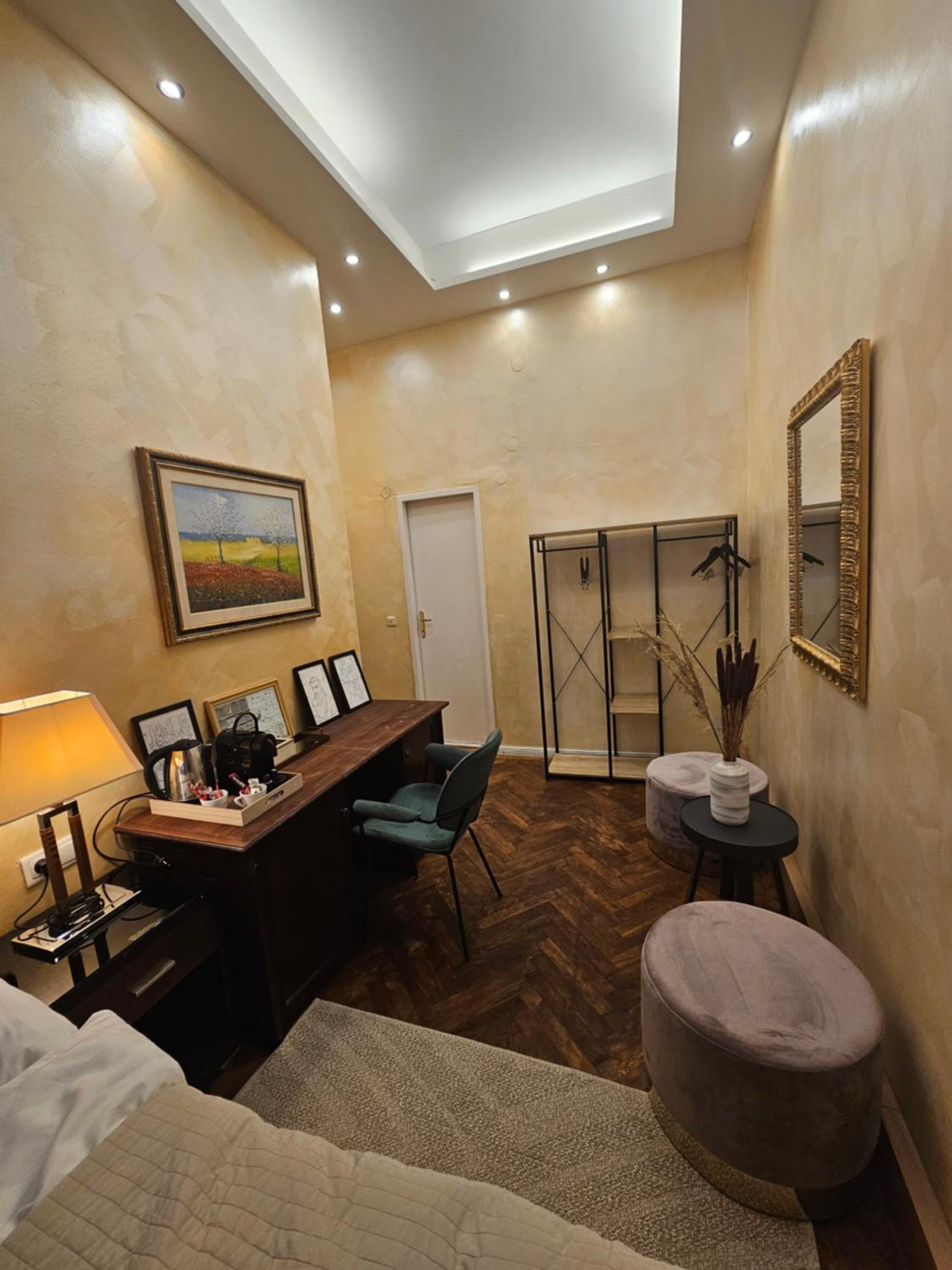 Urban Boutique Hotel