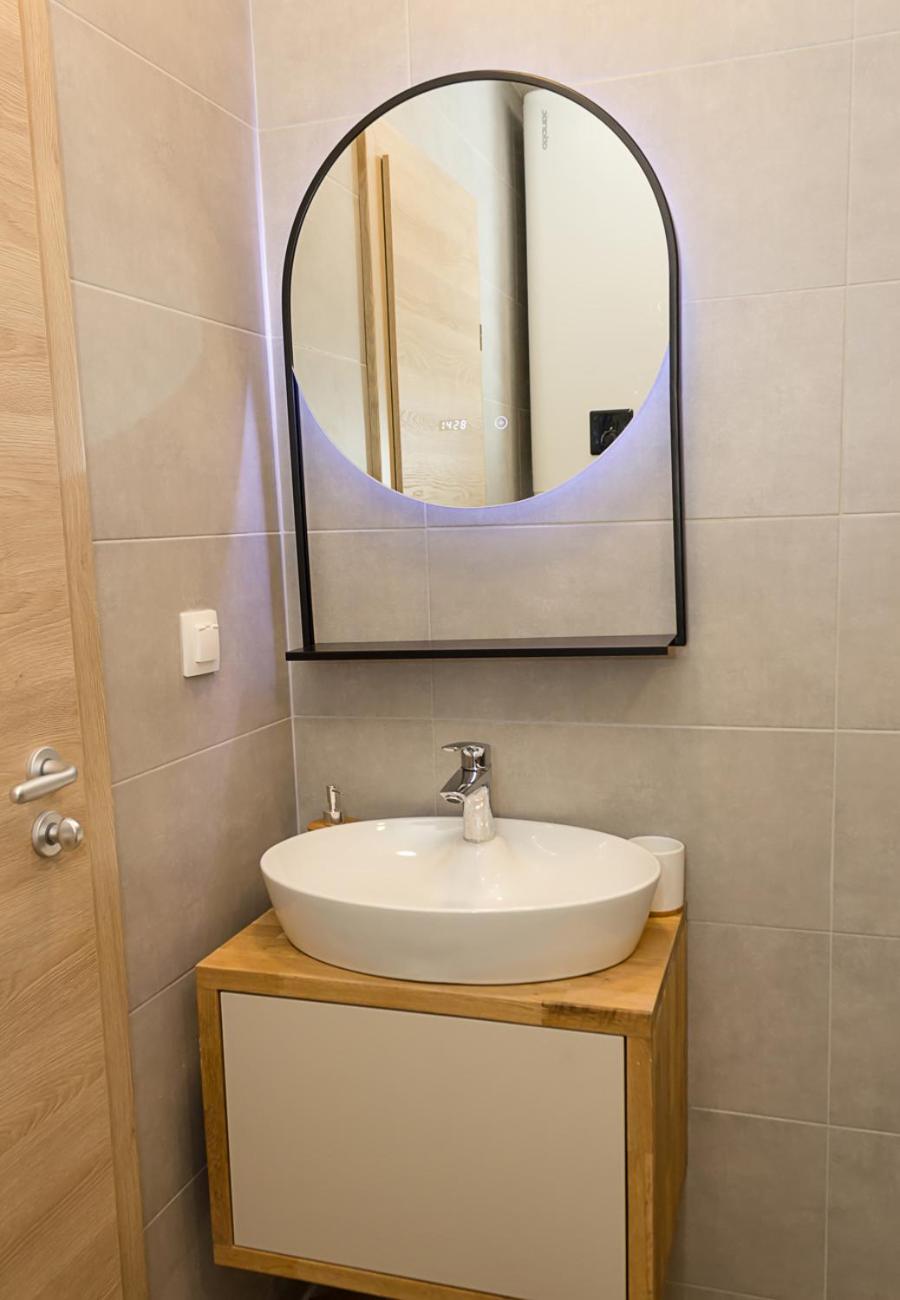 Flat In Azur Premium in St Constantine and Helena by Flat Mаnаger