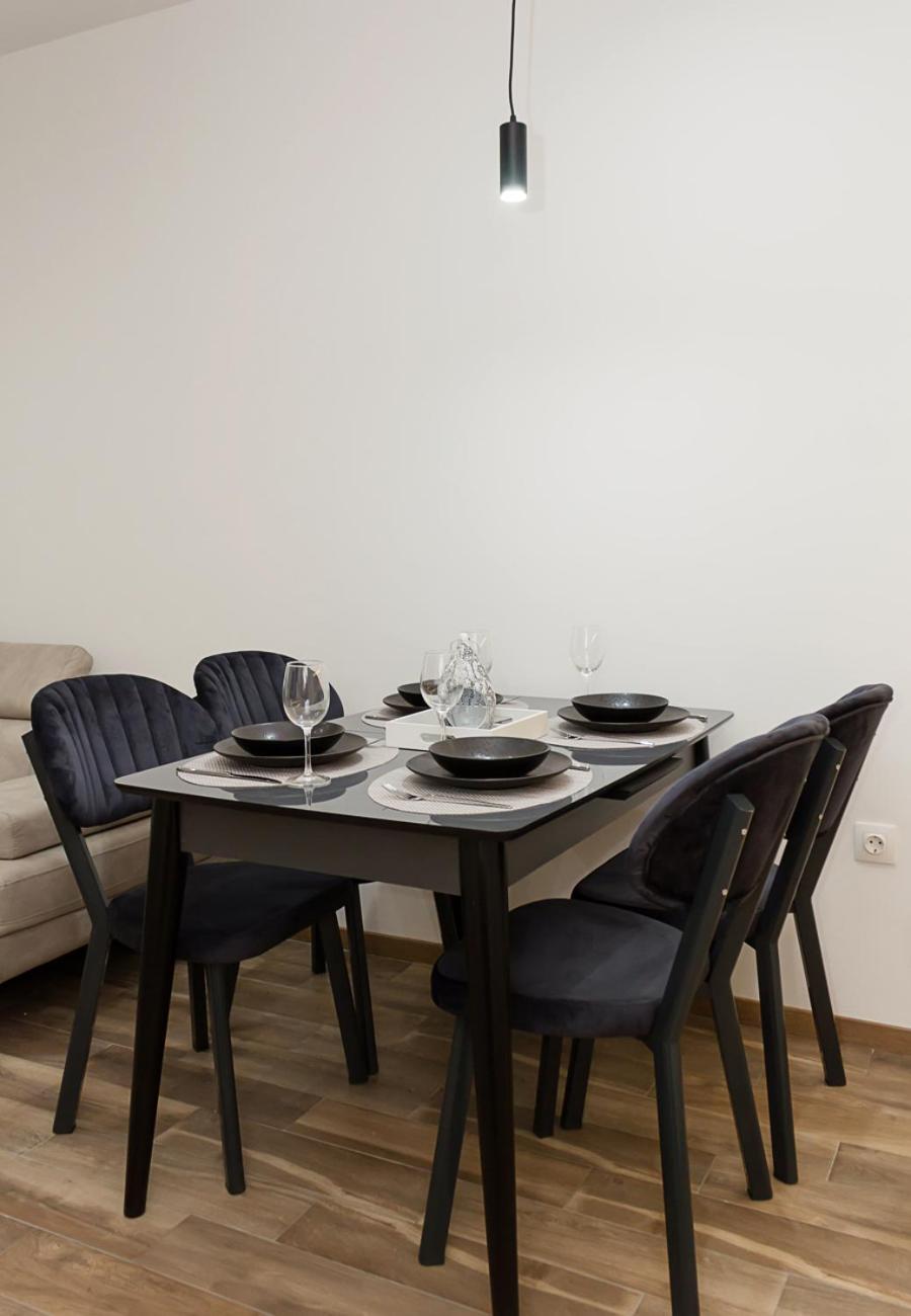 Flat In Azur Premium in St Constantine and Helena by Flat Mаnаger