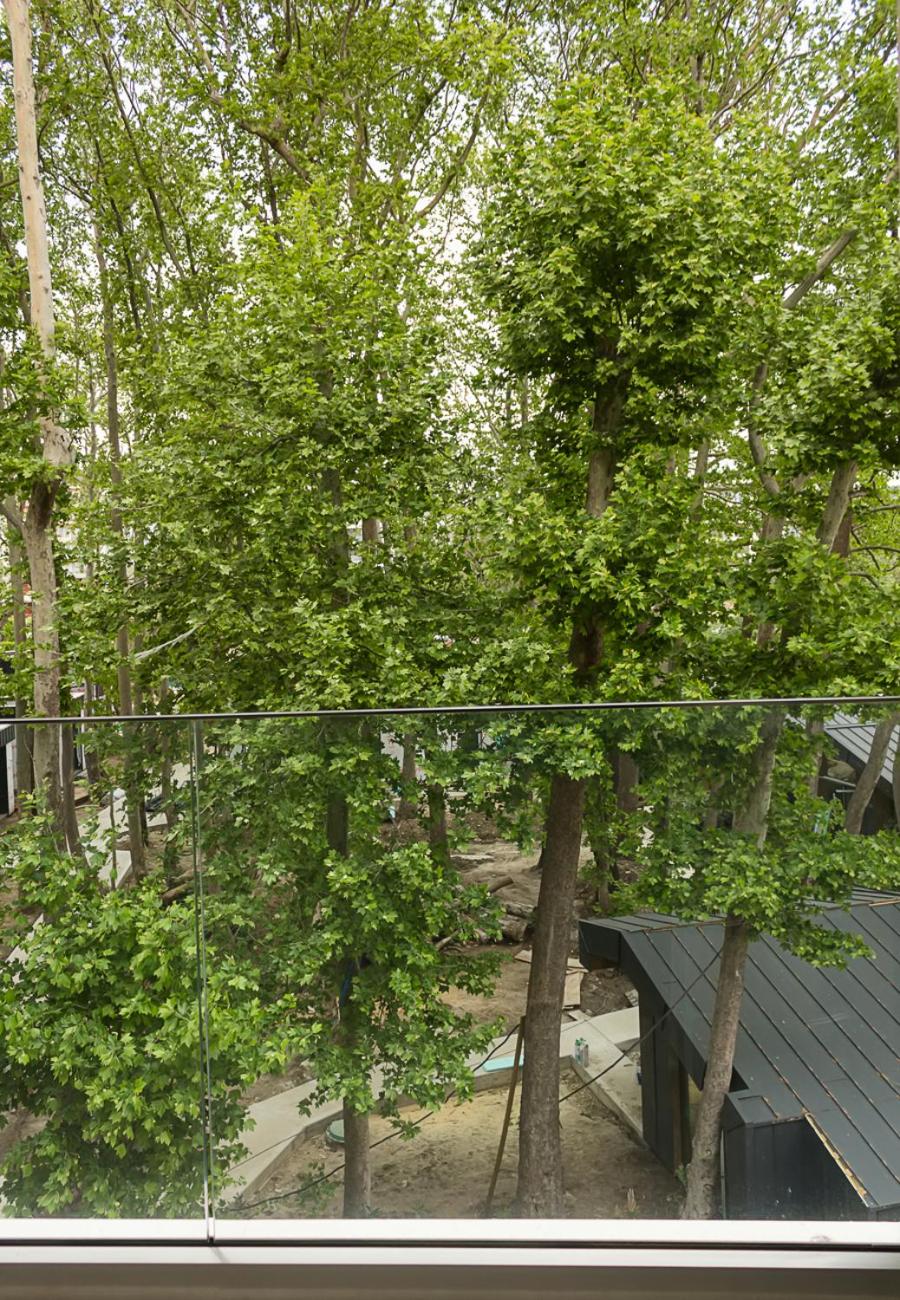 Flat In Azur Premium in St Constantine and Helena by Flat Mаnаger