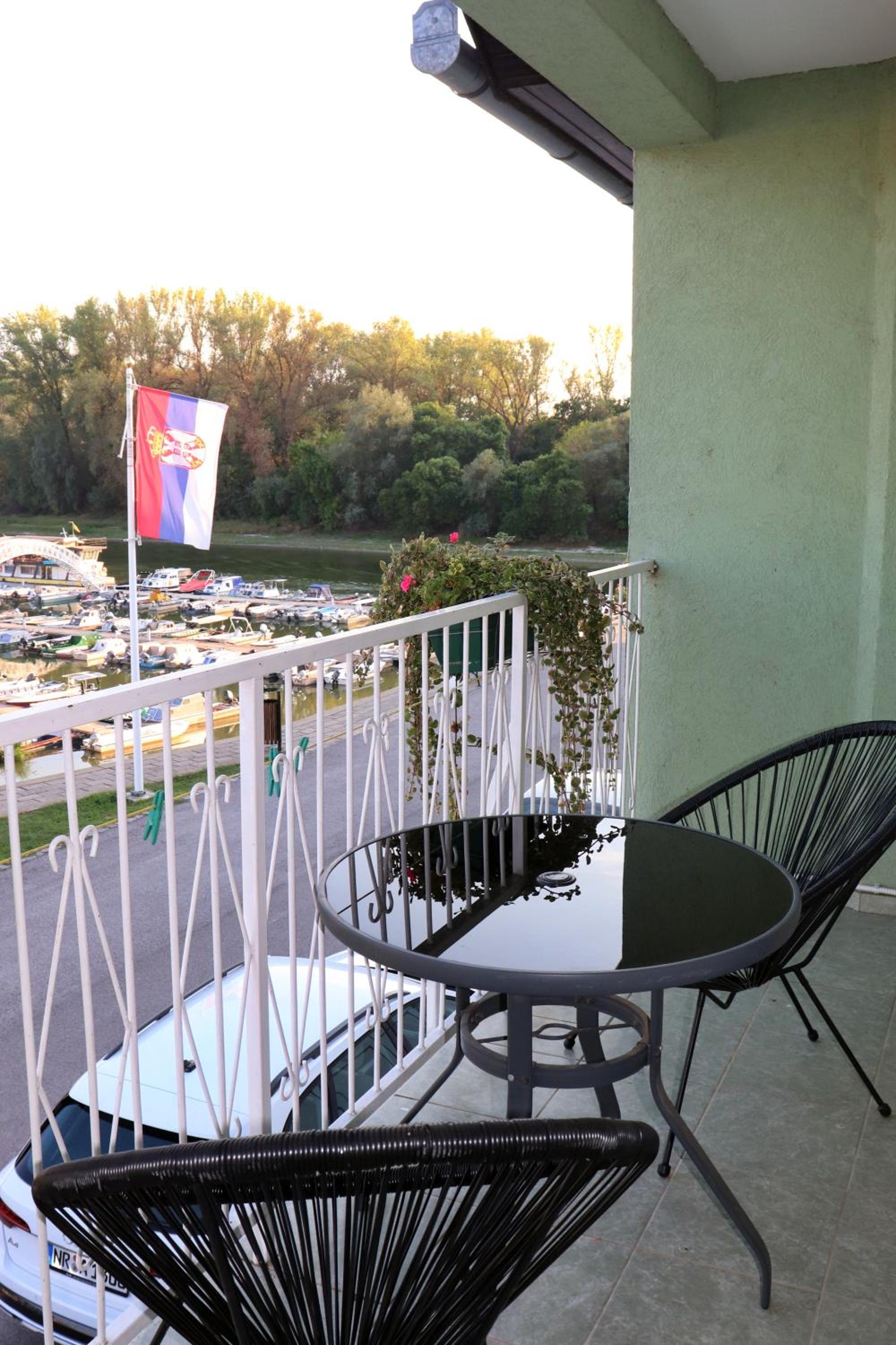 Photo 17