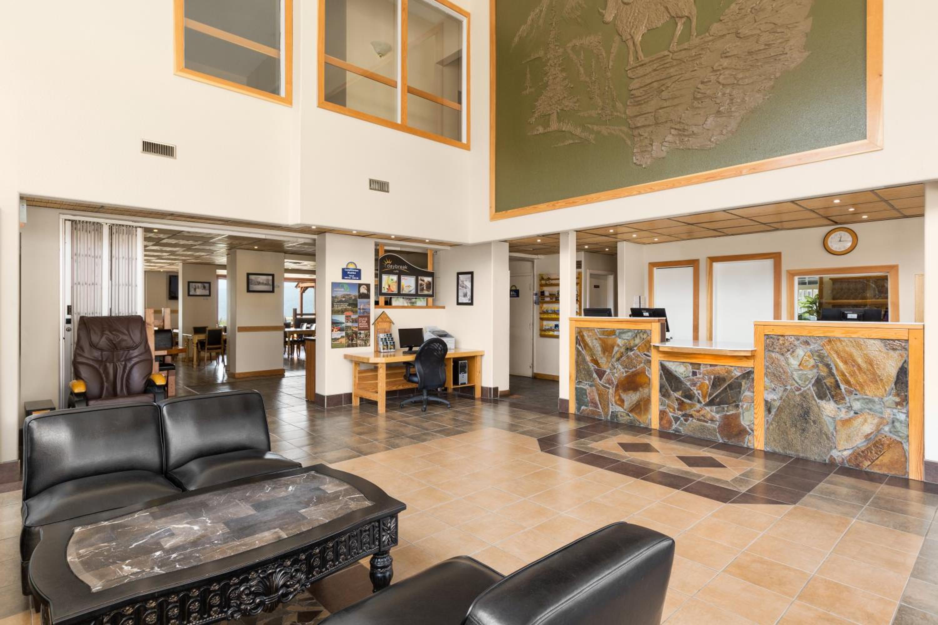 Golden Vacations - Days Inn by Wyndham Golden - Property Image 40