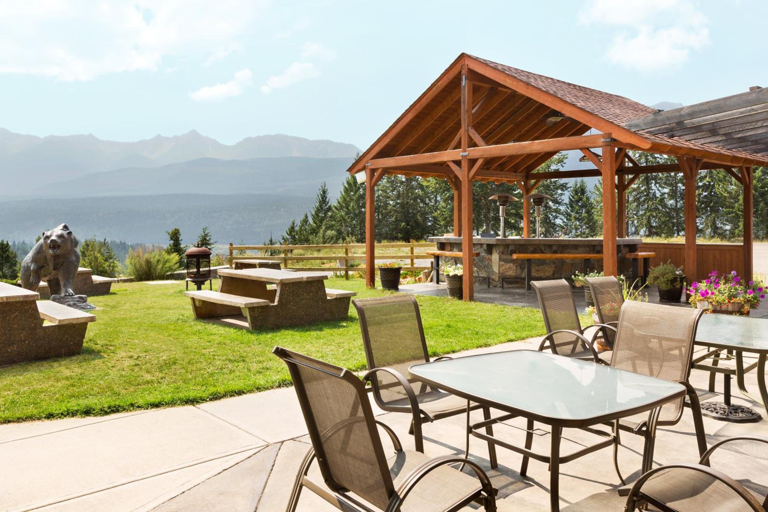 Golden Vacations - Days Inn by Wyndham Golden - Property Image 28